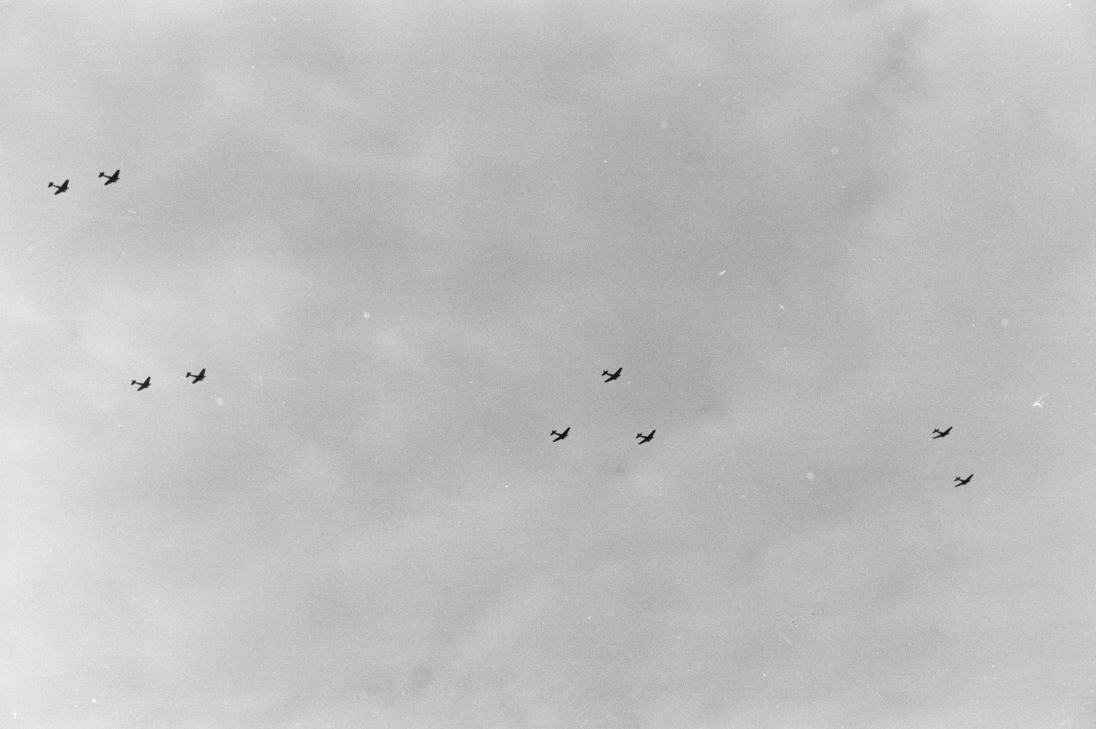 Német Heinkel He-111 bombázókötelék., 1942, Konok Tamás id, transport, eastern front, airplane, second World War, Heinkel-brand, Fortepan #43094