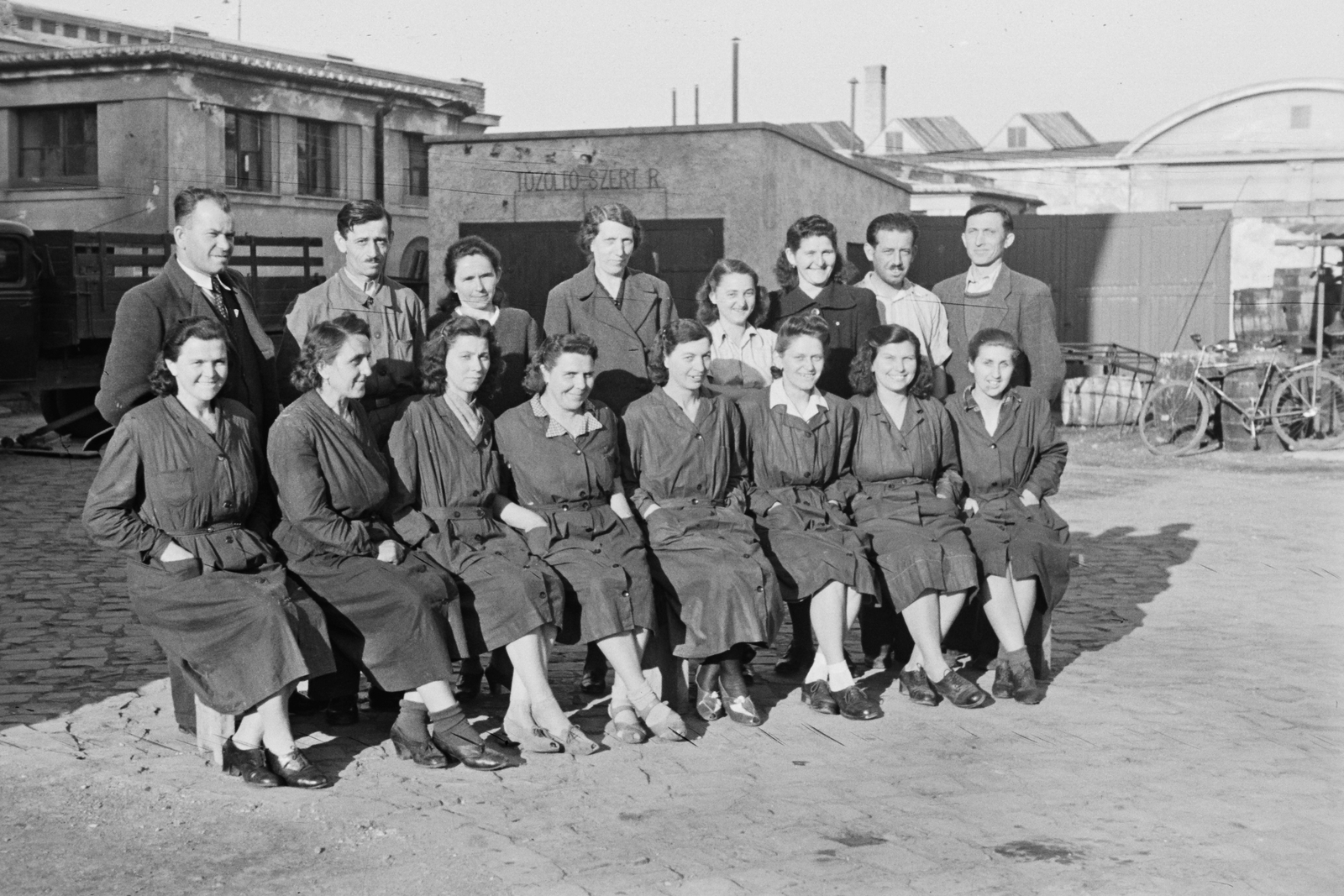 1951, Konok Tamás id, bicycle, workplace, label, yard, factory, tableau, women, men, commercial vehicle, overall, fire station, socialist brigade, Fortepan #43284