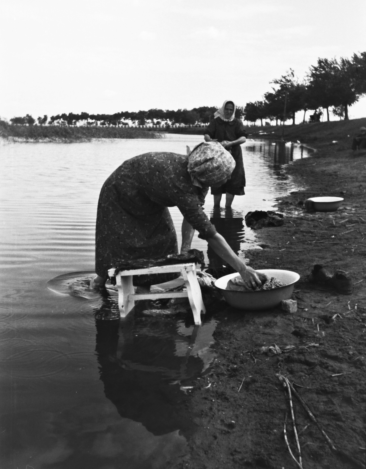 1939, Konok Tamás id, women, work, washing, Fortepan #43341