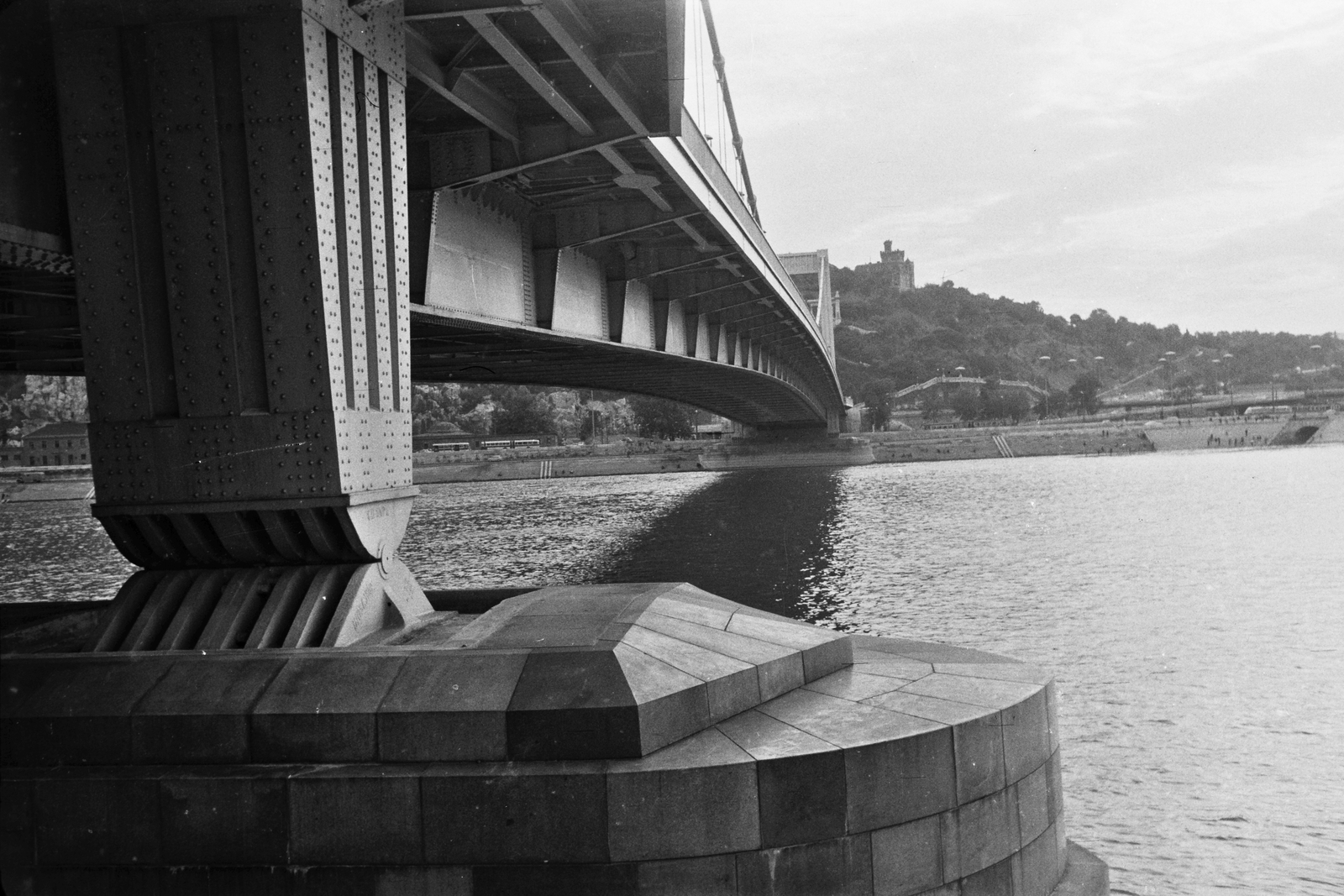 Hungary, Budapest V., Belgrád rakpart, Erzsébet híd., 1967, Konok Tamás id, Budapest, Fortepan #43364