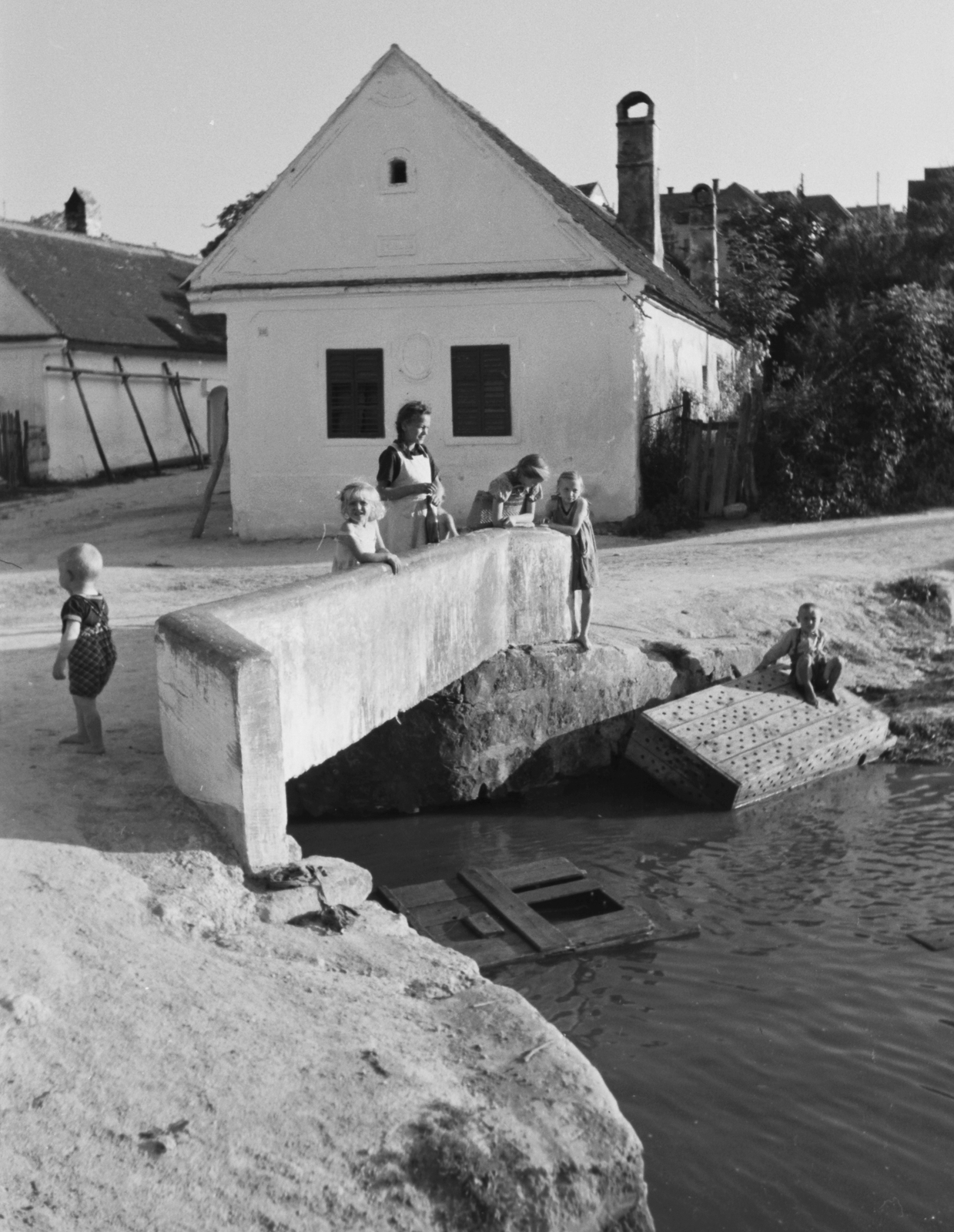 Hungary, Fertőrákos, híd a Rákos patak felett., 1940, Konok Tamás id, bridge, stone bridge, Fortepan #43446