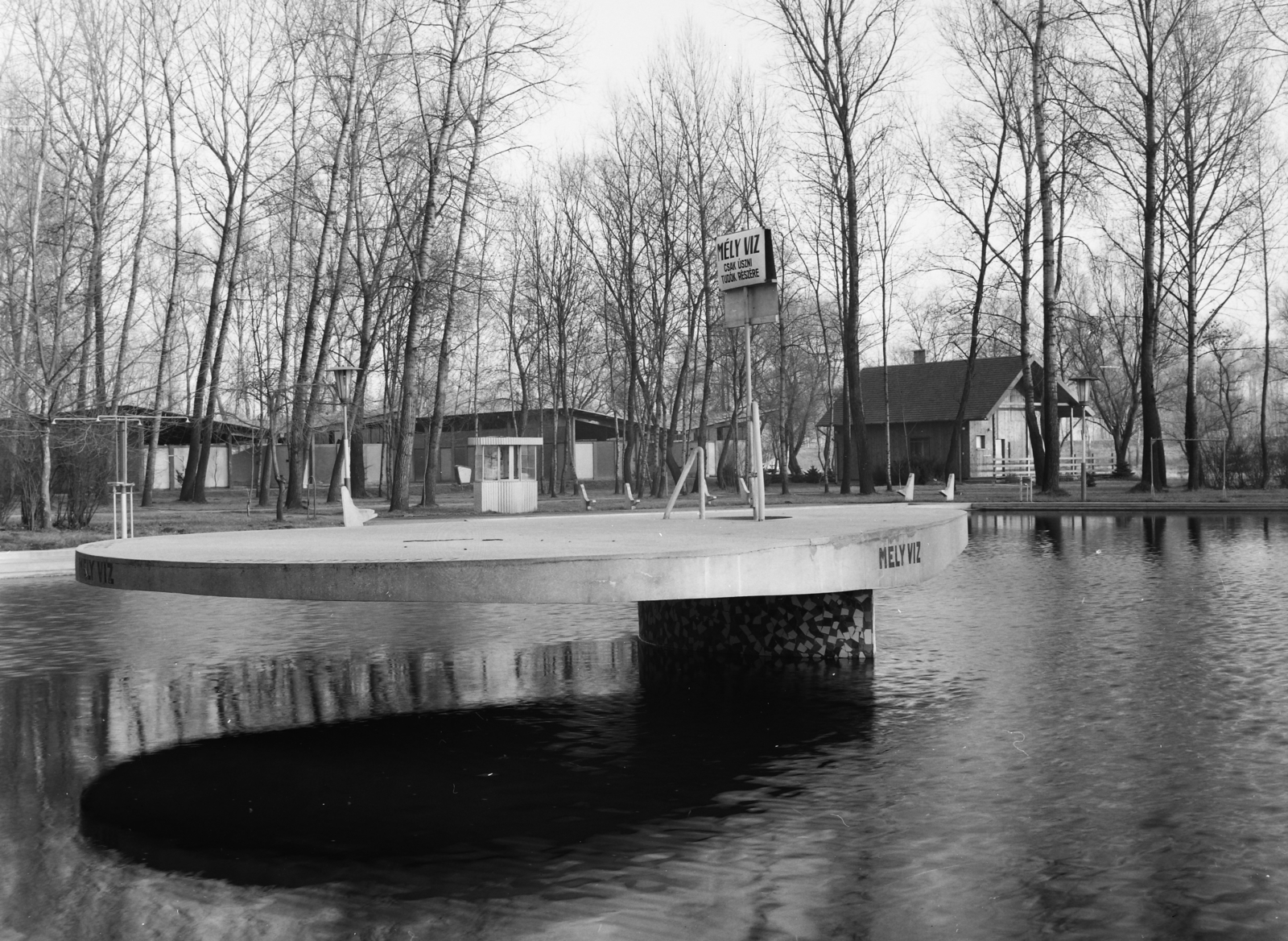 Hungary, Szolnok, strandfürdő., 1975, Kádas Tibor, beach, pool, swimming pool, booth, Fortepan #4371