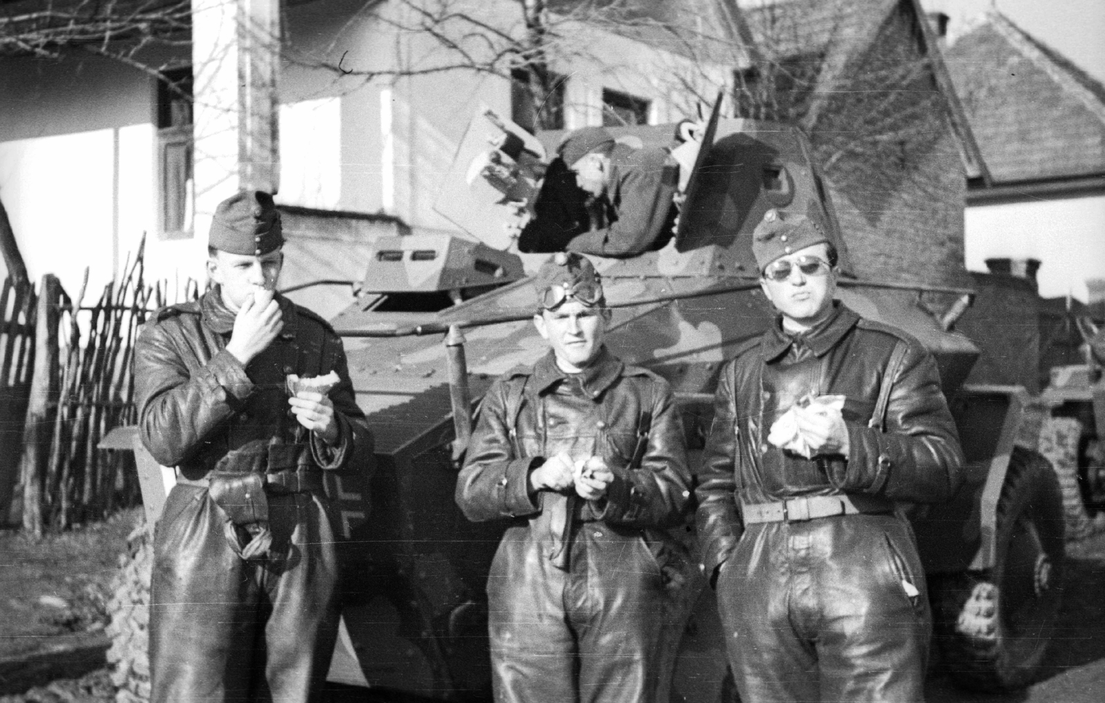 1940, Ludovika, meal, armoured car, Hungarian brand, military, shades, soldier, pistol holster, insignia, camouflage pattern, 39M Csaba, "Bocskai" side cap, leather jacket, Weiss Manfréd-brand, tank crew member, Fortepan #43934
