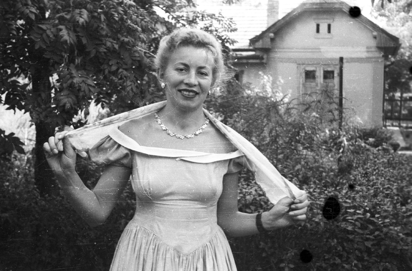 1962, Fortepan, portrait, woman, necklace, Fortepan #44047