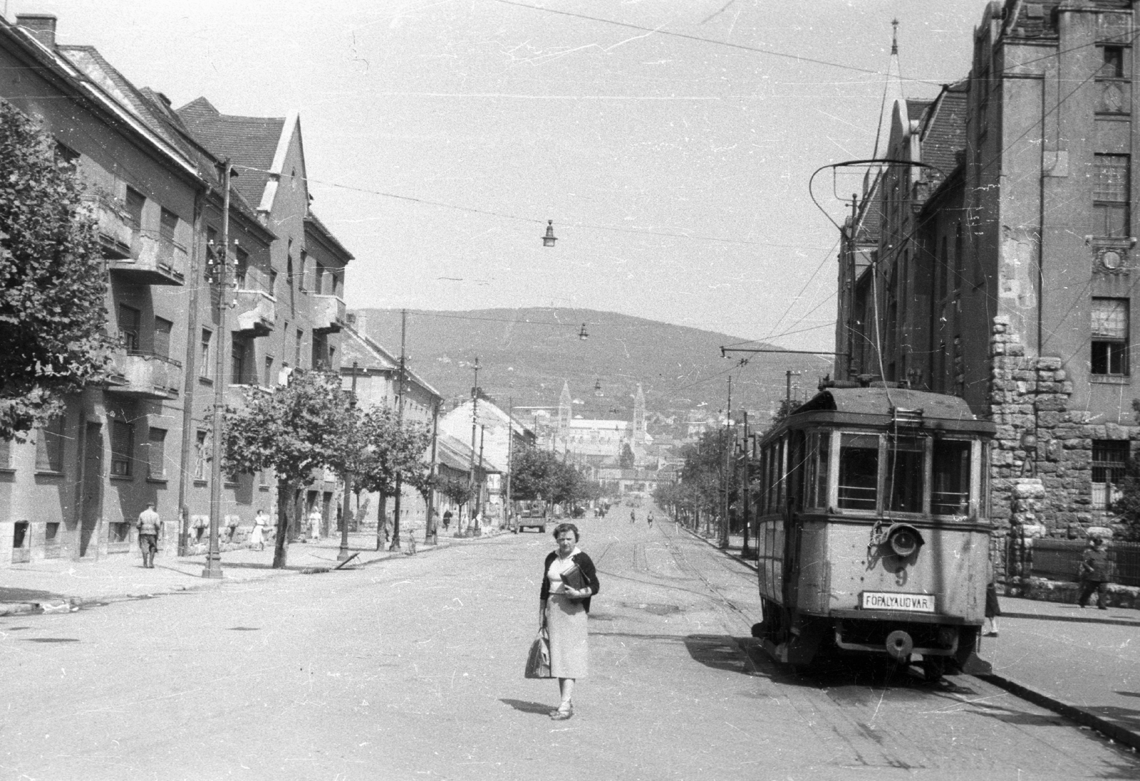 Hungary, Pécs, Szabadság utca az Indóház tér felől nézve, háttérben a Székesegyház látszik., 1958, Fortepan, portrait, church, street view, tram, woman, Fortepan #44050