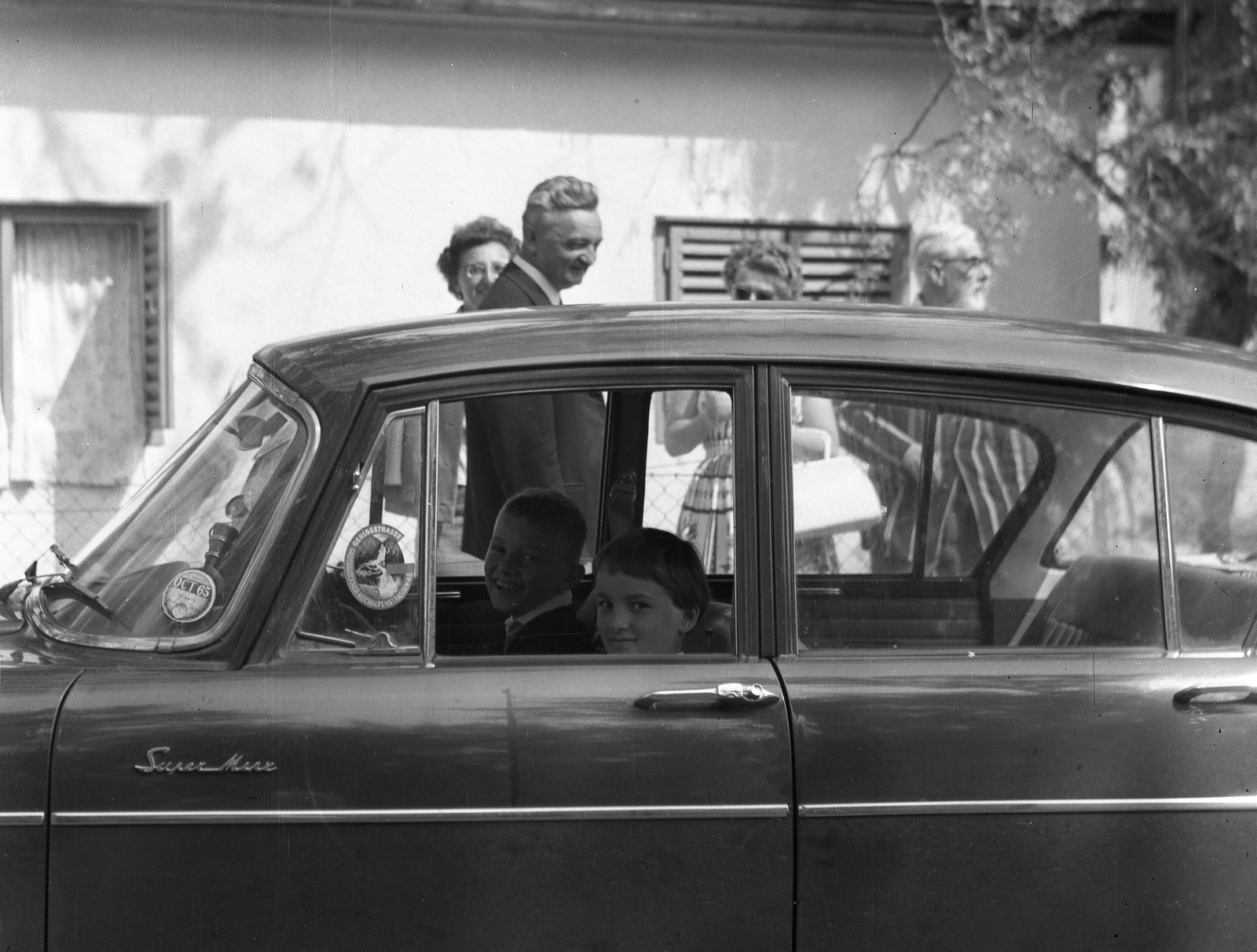 Hungary,Lake Balaton, Siófok, Szabadifürdő (ekkor Balatonszabadi-fürdőtelep), Hillman Super Minx típusú személygépkocsi., 1967, Korenchy László, automobile, Hillman-brand, Fortepan #44551