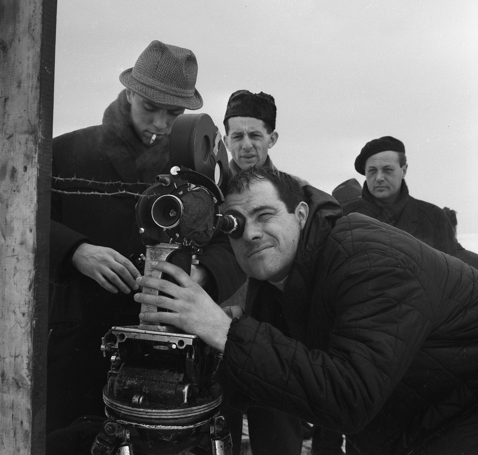 Hungary, a kép a Faluszéli házak című film forgatásakor készült., 1972, Schiffer Pál, Andor Tamás, filming, movie camera, Fortepan #44657