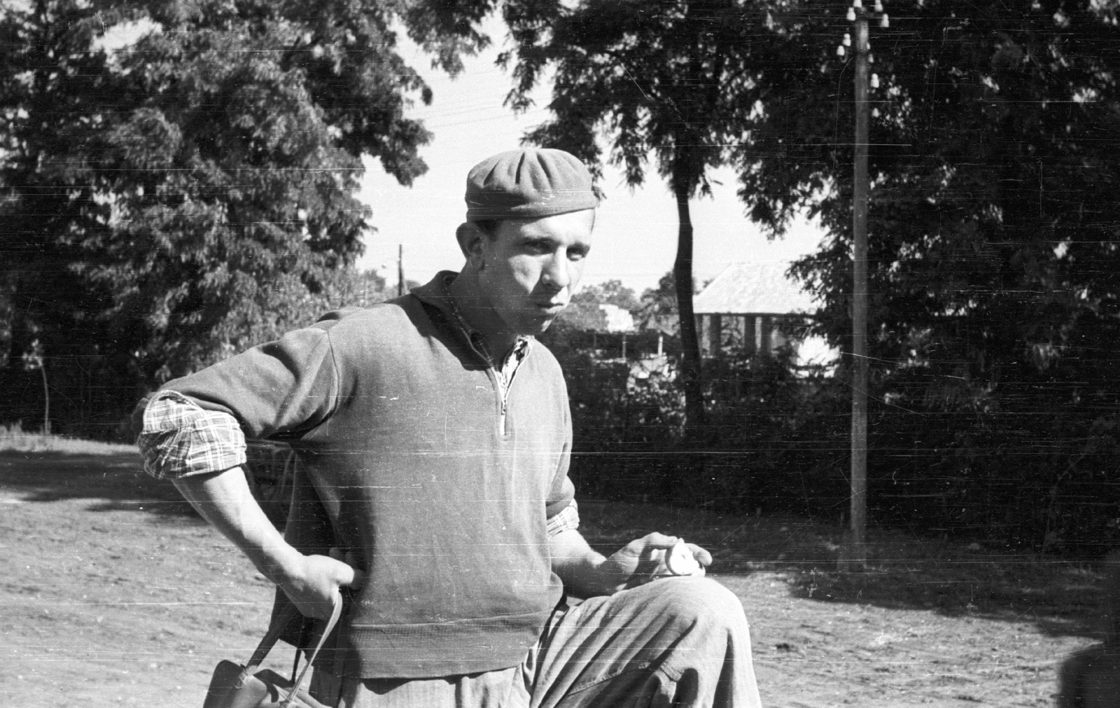 1958, Mészáros Zoltán, portrait, meal, beret, man, Fortepan #44965