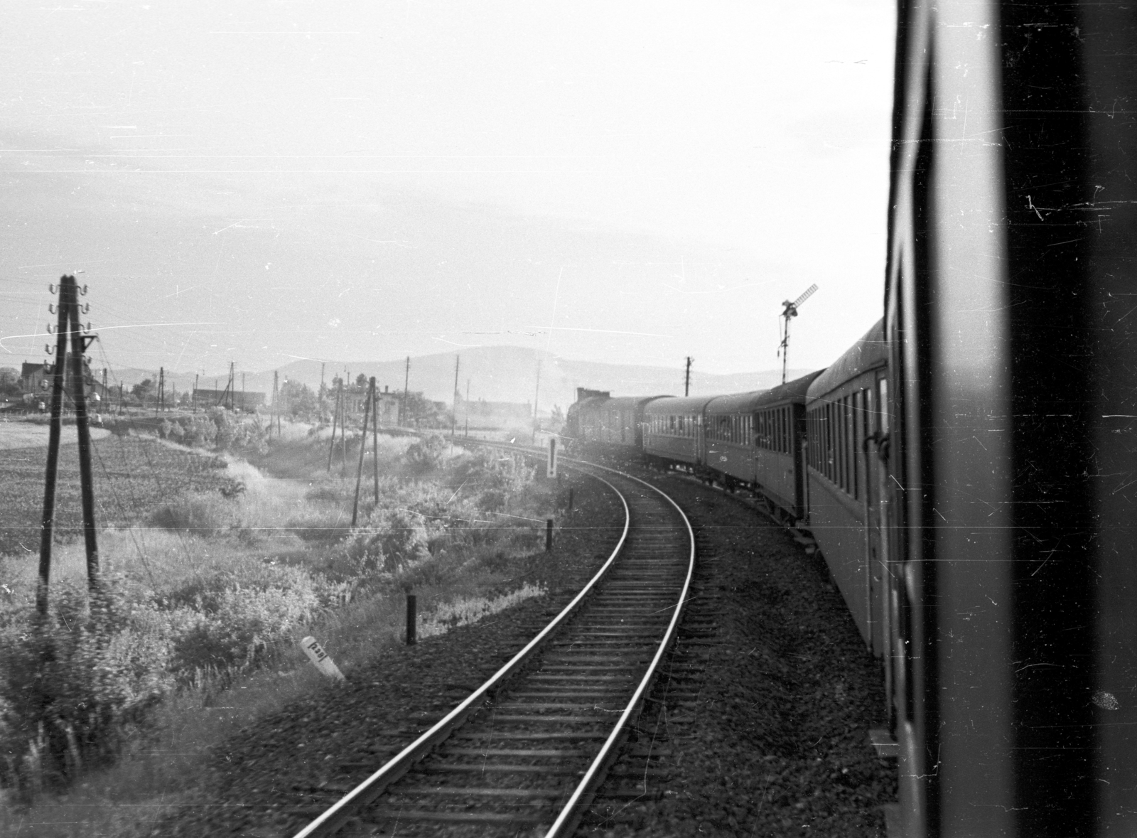 Hungary, Vámosújfalu, Olaszliszka-Tolcsva vasútállomás., 1959, Mészáros Zoltán, steam locomotive, railway, rail signal, aerial wire, train, Fortepan #45002