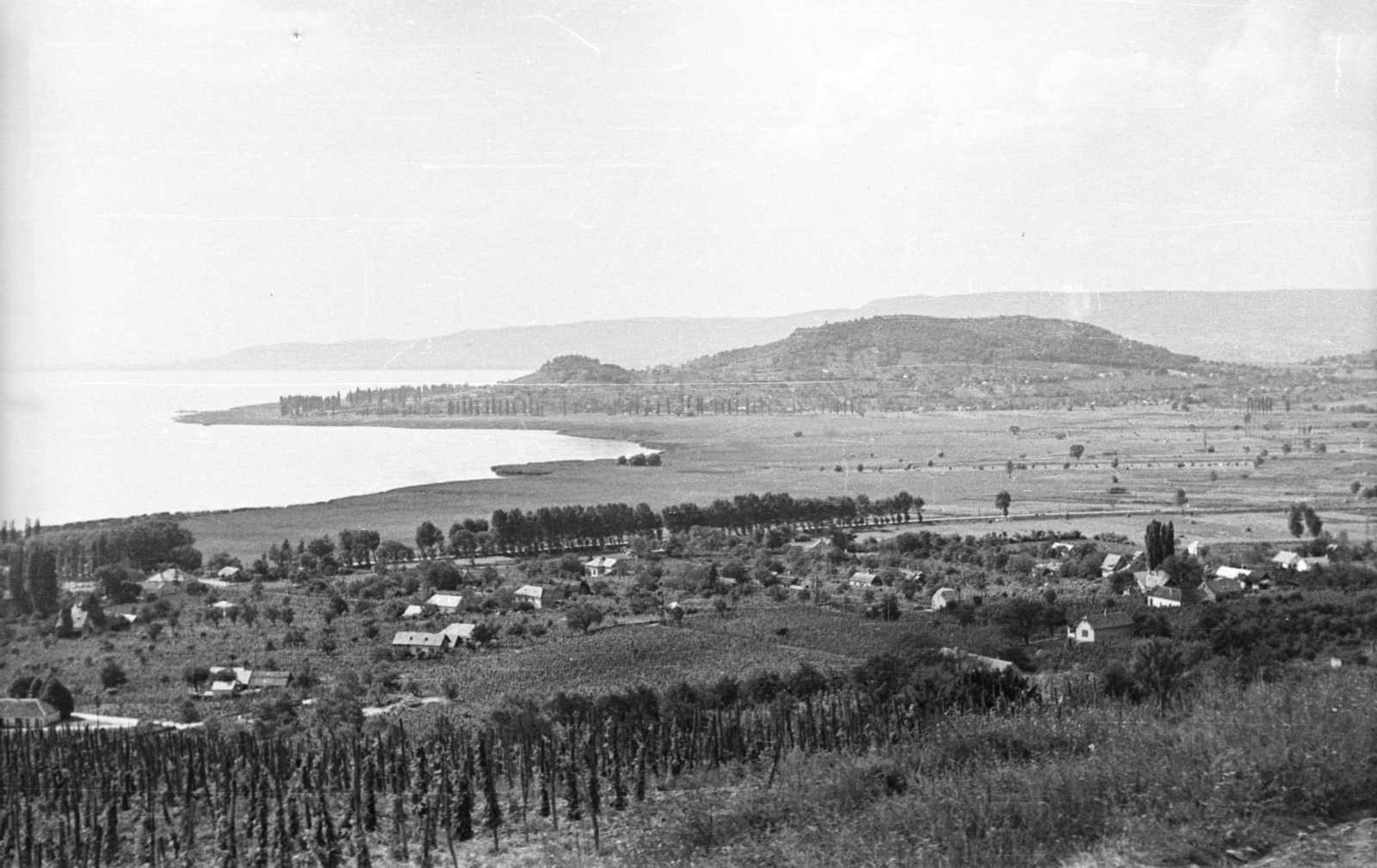 Hungary,Lake Balaton, Szigliget, a Badacsonyról., 1959, Mészáros Zoltán, view, Fortepan #45048