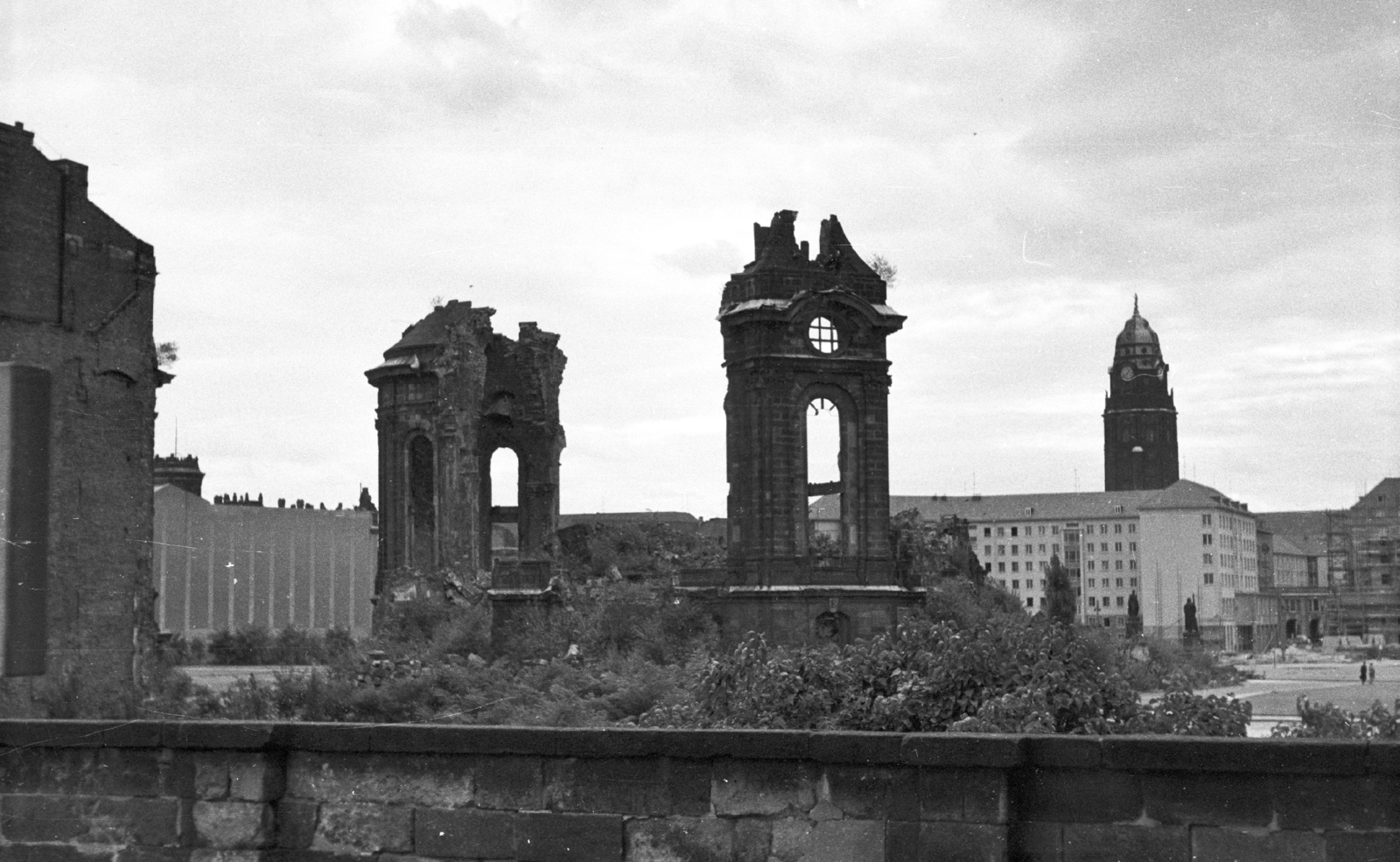 Germany, Dresden, a Frauenkirche romjai., 1961, Mészáros Zoltán, GDR, damaged building, Fortepan #45251