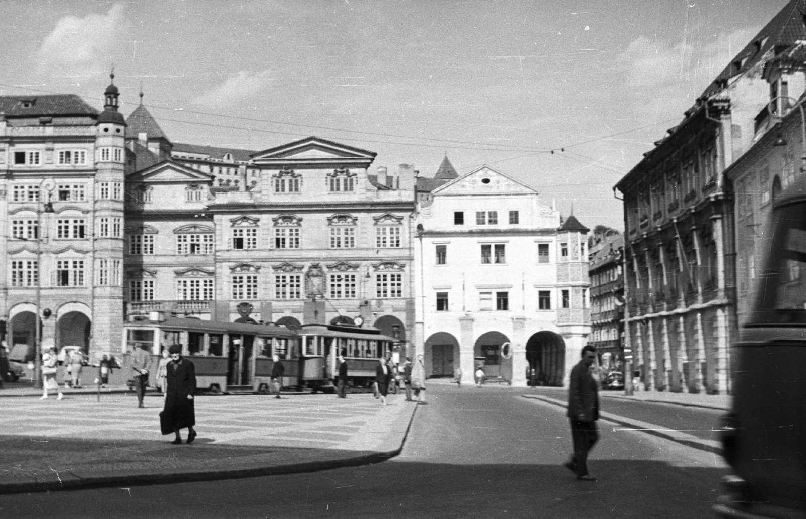 Czech Republik, Prague, Kisoldal tér (Malostranské námesti)., 1961, Mészáros Zoltán, Czechoslovakia, square, street view, tram, palace, public building, Classicism, parliament, renaissance, cloister, public transport, Giovanni Battista Alliprandi-design, Giovanni Maria Filippi-design, Josef Jäger-design, Ringhoffer-brand, Fortepan #45263