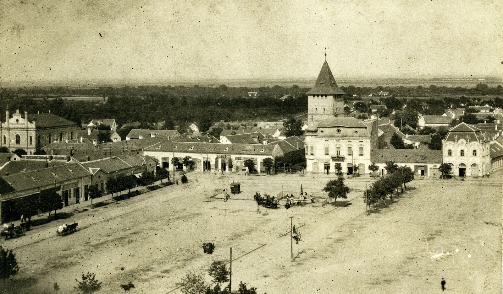Romania,Transylvania, Salonta, Főtér, szemben a Csonkatorony., 1917, Morvay Kinga, synagogue, judaism, Fortepan #45403