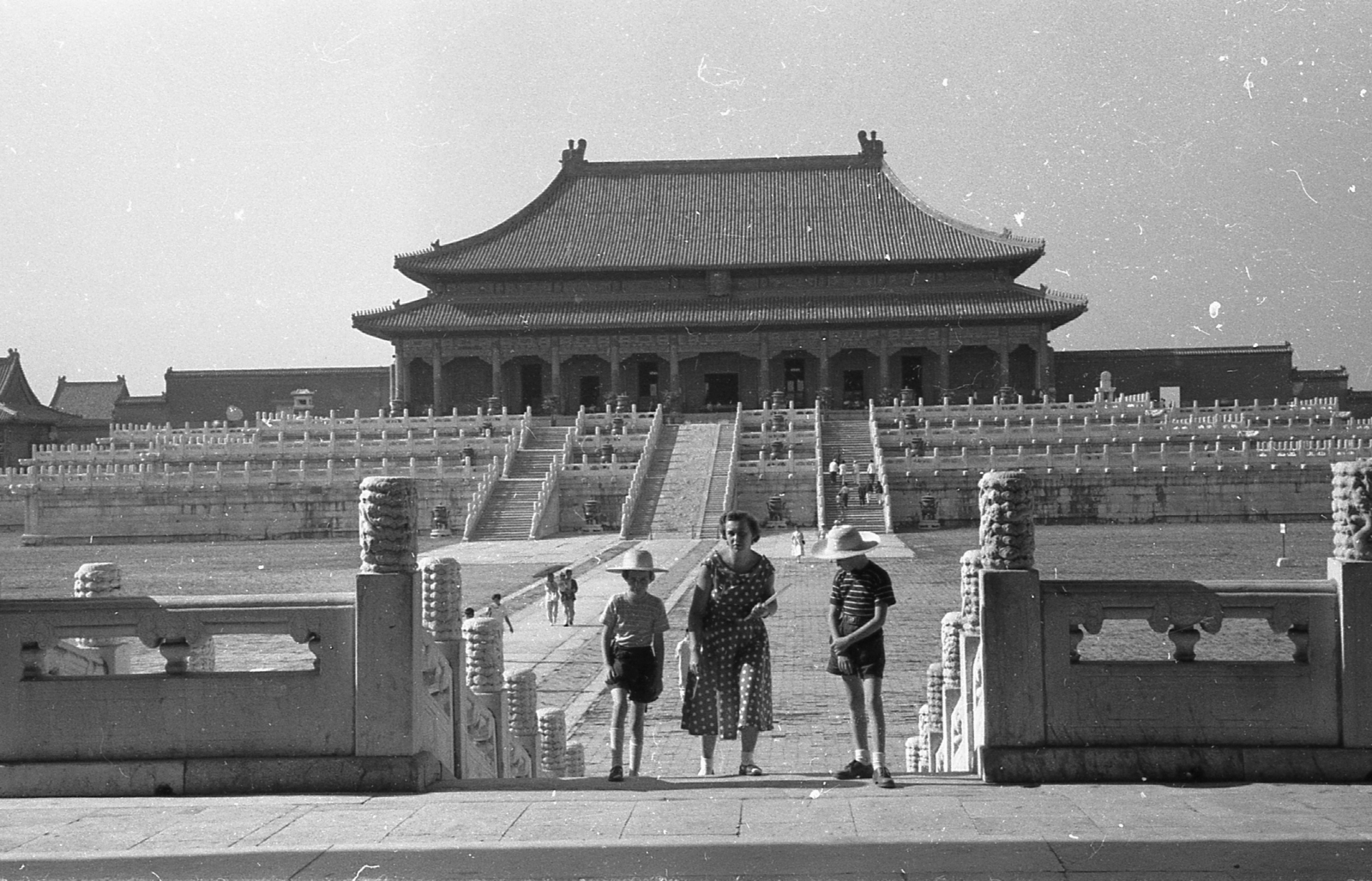 China, Beijing, Tiltott Város, szemben a Legfelső Harmónia Csarnoka., 1959, Kina, Fortepan #45633