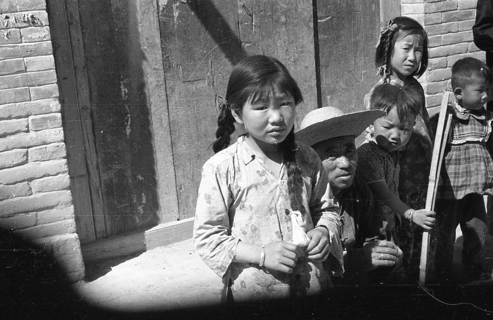China, 1959, Kina, kid, kids, straw hat, man, braid, boys, girl, Fortepan #45706