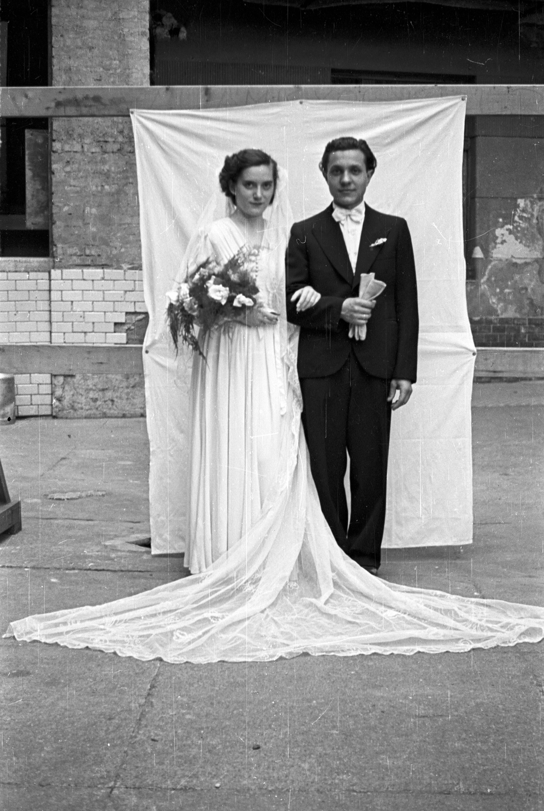 1954, Krasznai Gyula, portrait, wedding ceremony, bride, groom, bouquet, Fortepan #45827