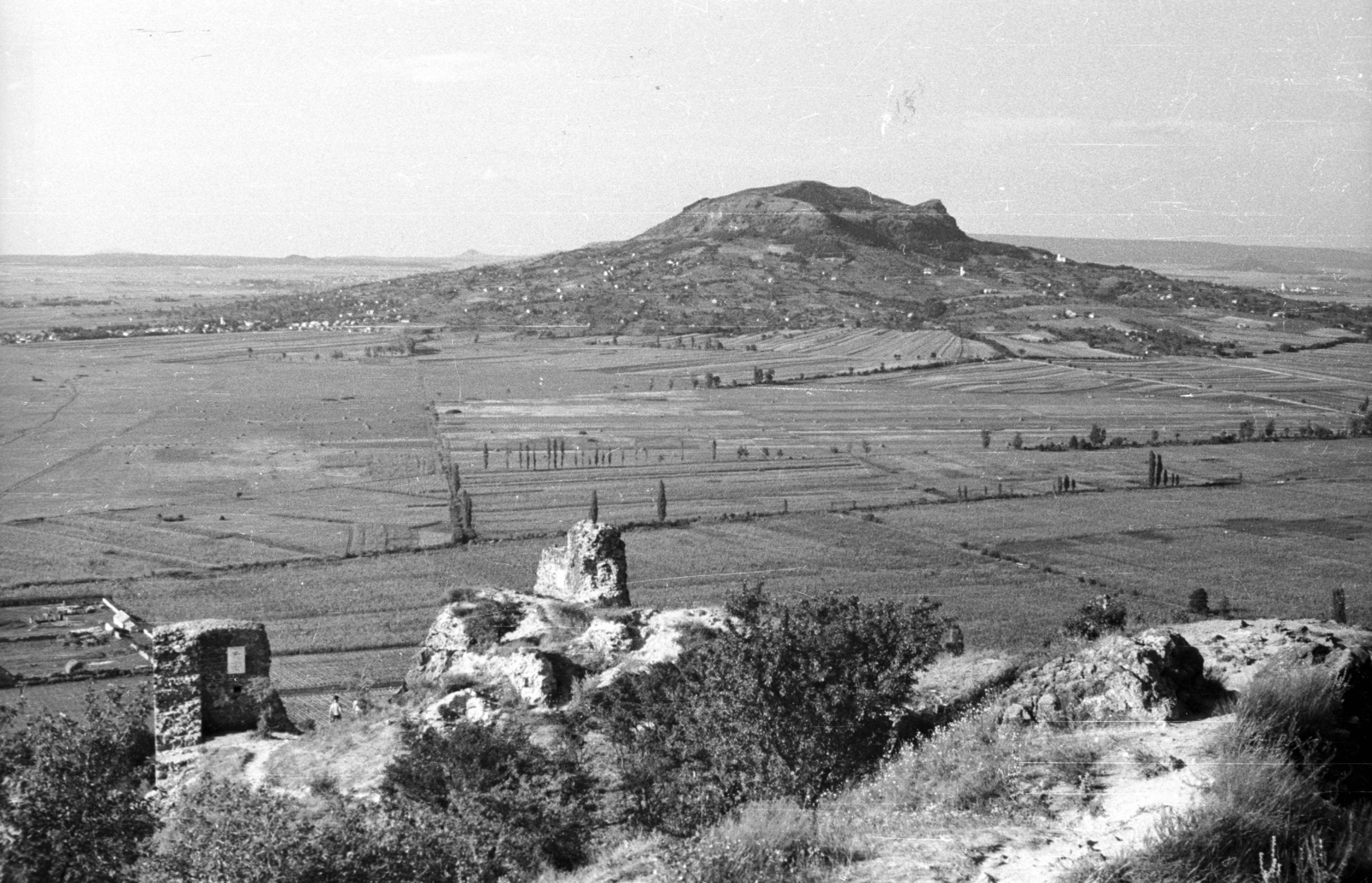 Hungary,Lake Balaton, Szigliget, kilátás a várból a Szent György-hegy felé., 1954, Krasznai Gyula, picture, Fortepan #45833