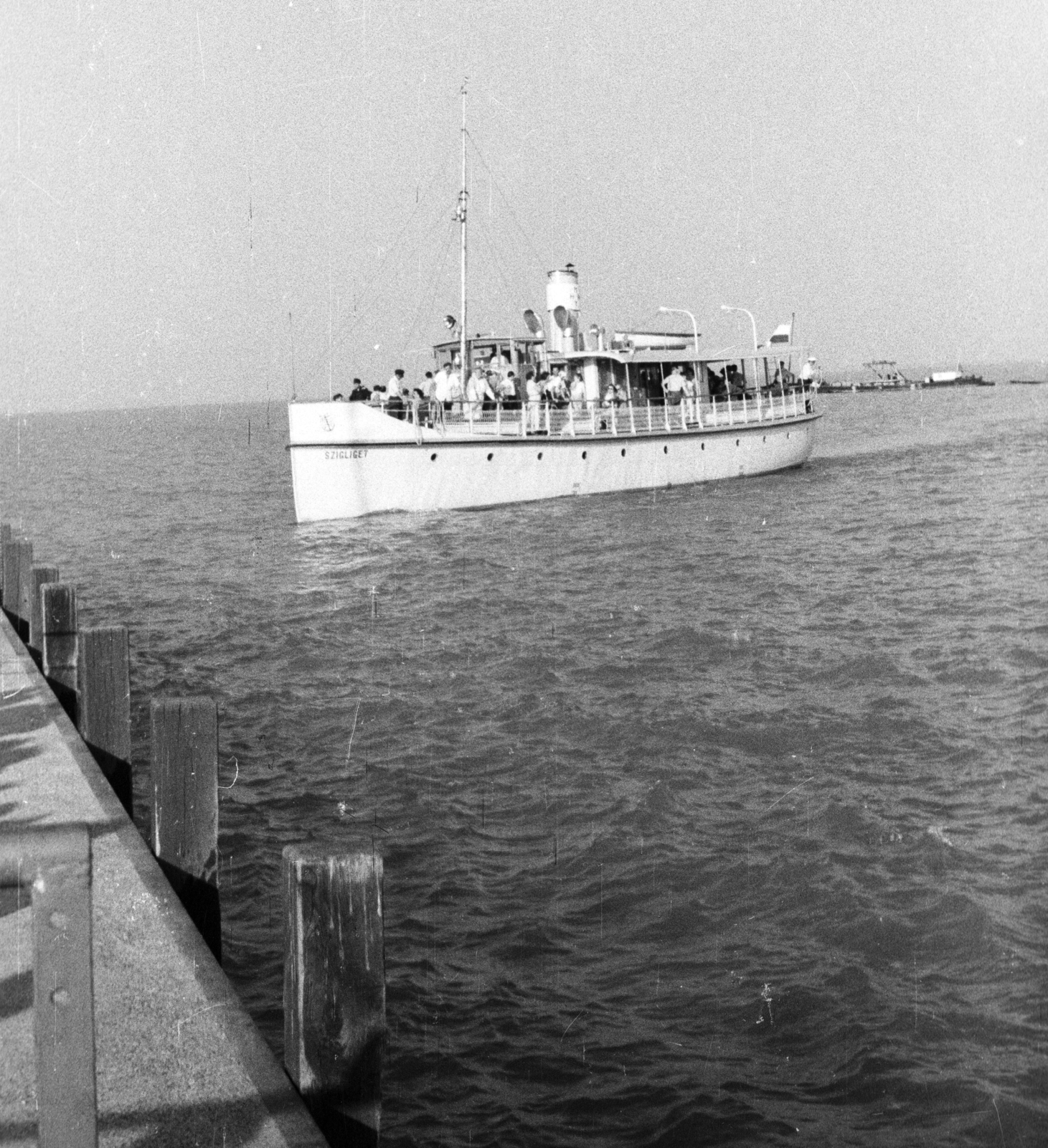 Hungary,Lake Balaton, Tihany, Tihanyrév hajóállomás, Szigliget személyhajó., 1954, Krasznai Gyula, ship, boat station, Szigliget-ship, Fortepan #45842