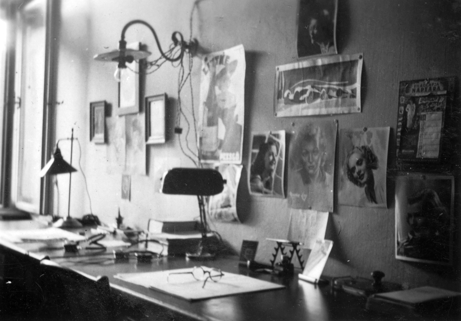 1938, Vojnich Pál, poster, light, desk, glasses, interior, wall picture, lamp bracket, Fortepan #46241