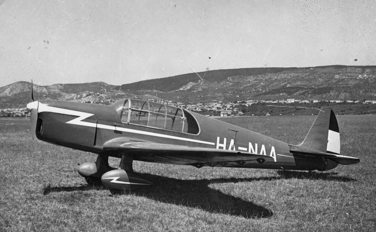 Hungary, Budaörs Airport, Budapest XI., Rubik M-19 túrarepülőgép., 1940, Vojnich Pál, transport, Hungarian brand, airplane, airport, Budapest, registration mark, Fortepan #46243