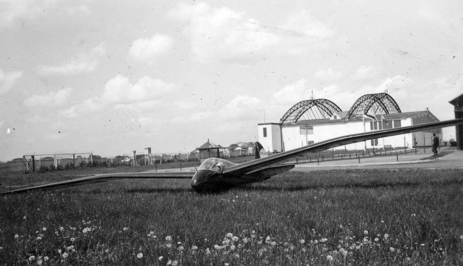 Poland, PWS-101 típusú vitorlázó repülőgép., 1939, Vojnich Pál, airplane, hangar, airport, sailplane, PWS-brand, Fortepan #46270