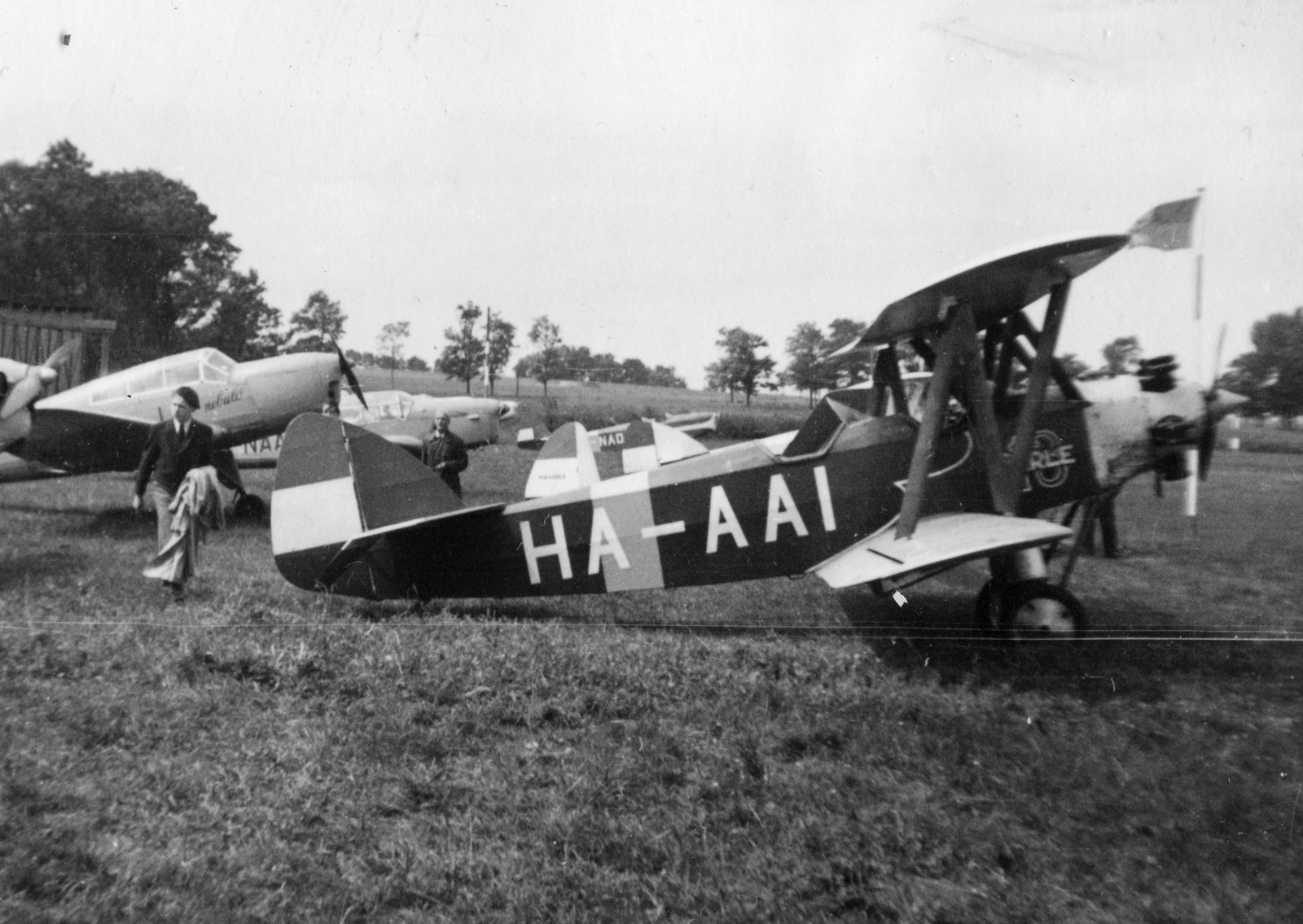 Hungary, Érd, repülőtér, Bánhidi Antal "Gerle 13" típusú repülőgépe., 1941, Vojnich Pál, transport, Hungarian brand, airplane, airport, Antal Bánhidi design, Fortepan #46369