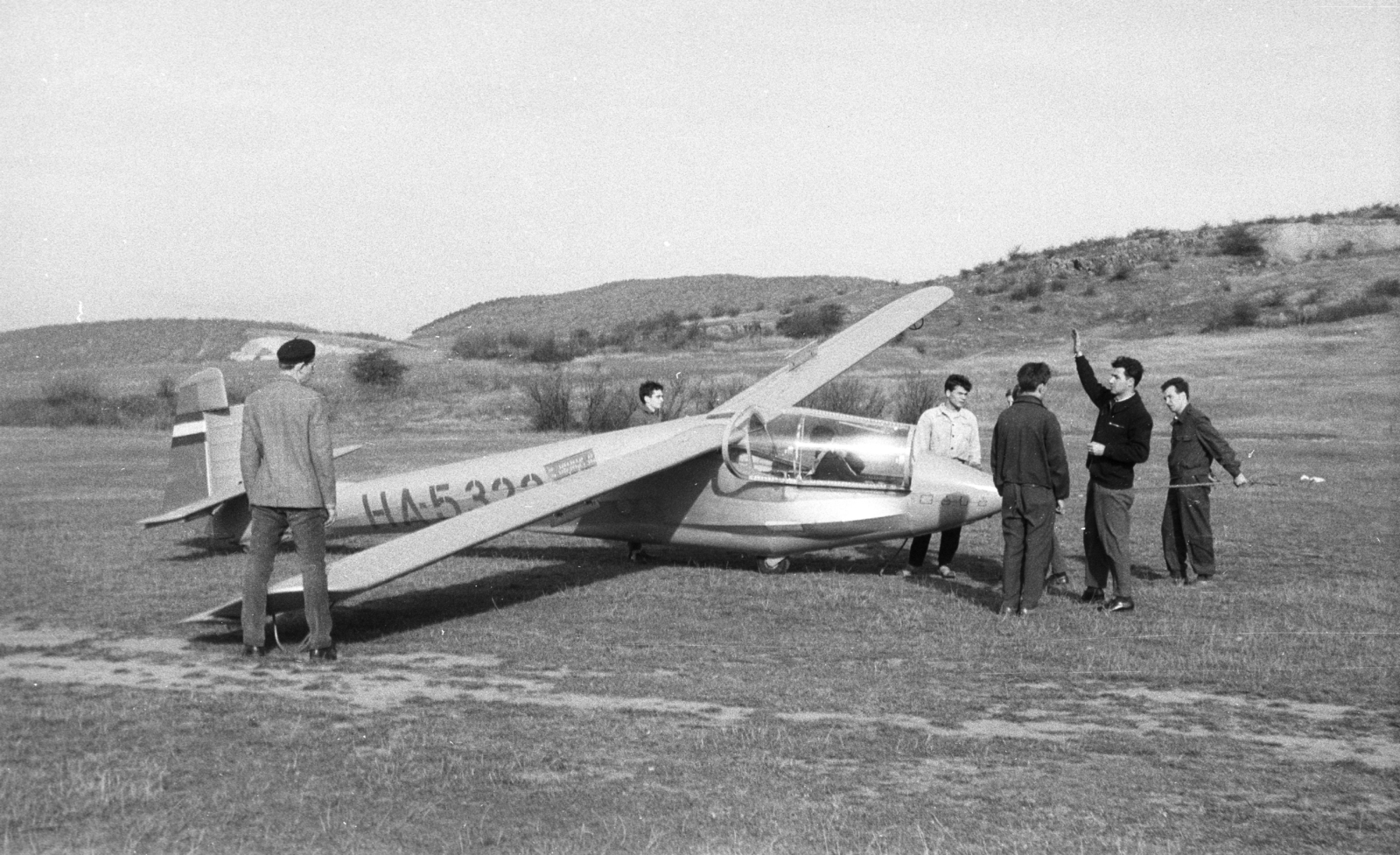 Hungary, Hármashatárhegy Airport, Budapest II., Rubik R-26S Góbé típusú vitorlázó repülőgép., 1964, Mészáros Zoltán, Budapest, Fortepan #46501