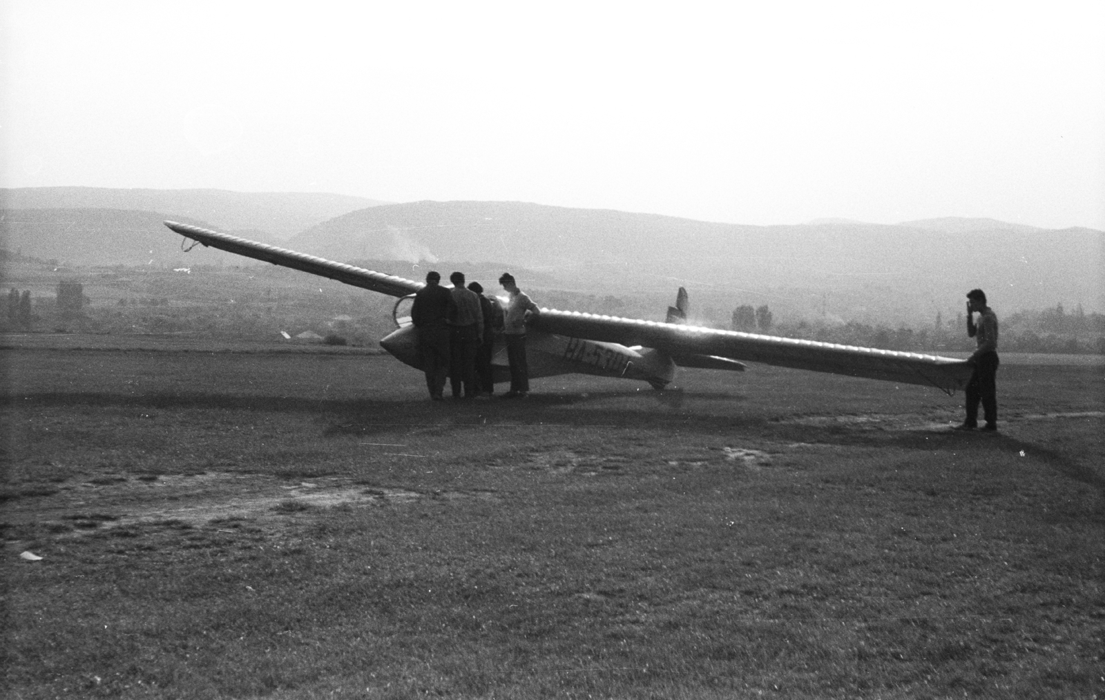 Hungary, Hármashatárhegy Airport, Budapest II., Rubik R-26S Góbé típusú vitorlázó repülőgép., 1966, Mészáros Zoltán, Budapest, Fortepan #46568