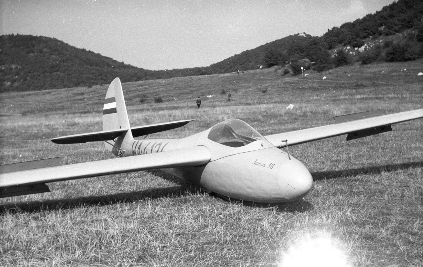 Hungary, Hármashatárhegy Airport, Budapest II., Rubik R-22S Június 18 típusú vitorlázó repülőgép., 1966, Mészáros Zoltán, Hungarian brand, airplane, airport, sailplane, Budapest, Fortepan #46612