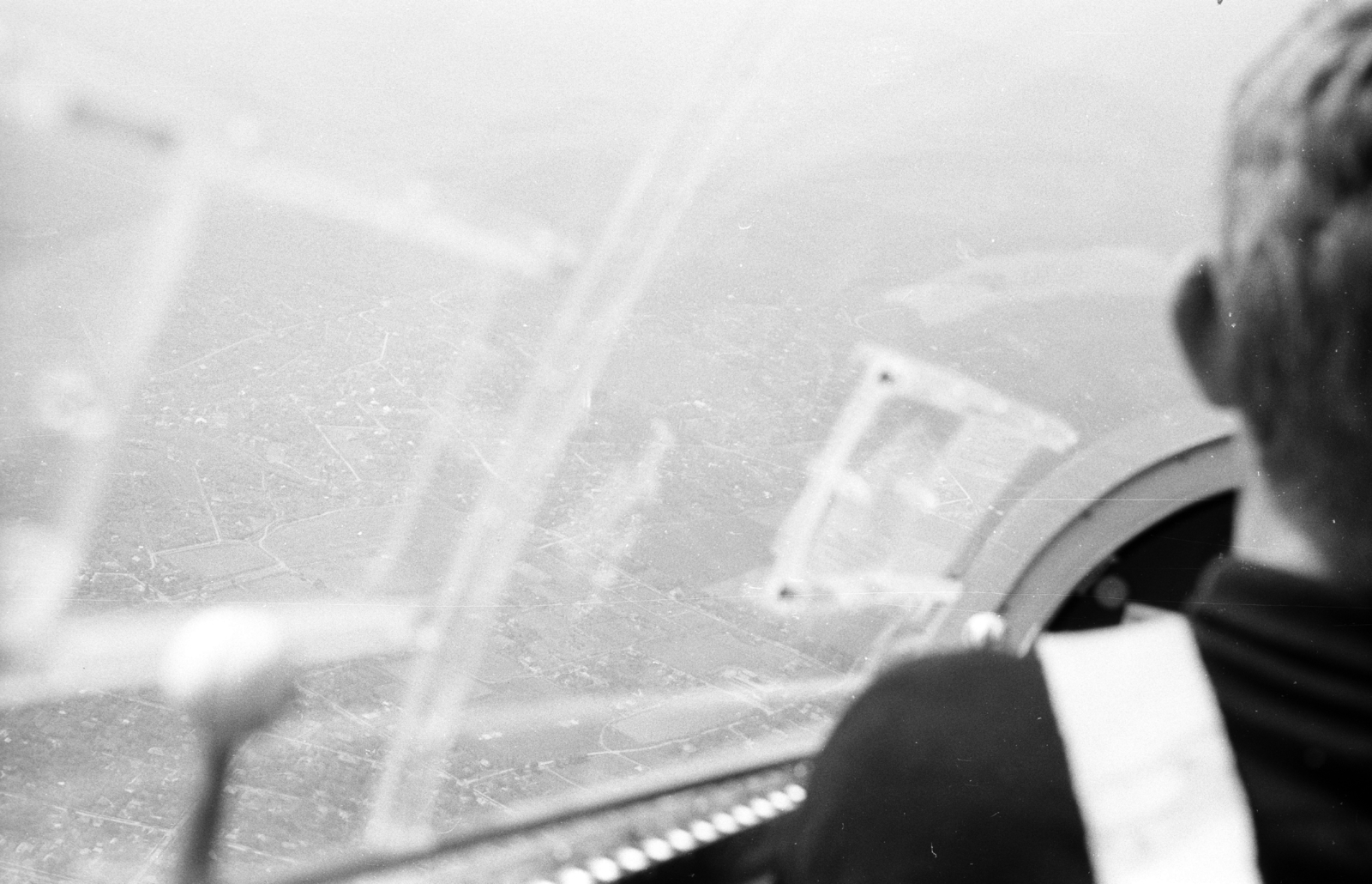 Hungary, Budapest, Rubik R-26S Góbé vitorlázó repülőgép, balra alattunk Pesthidegkút., 1967, Mészáros Zoltán, aerial photo, Fortepan #46645