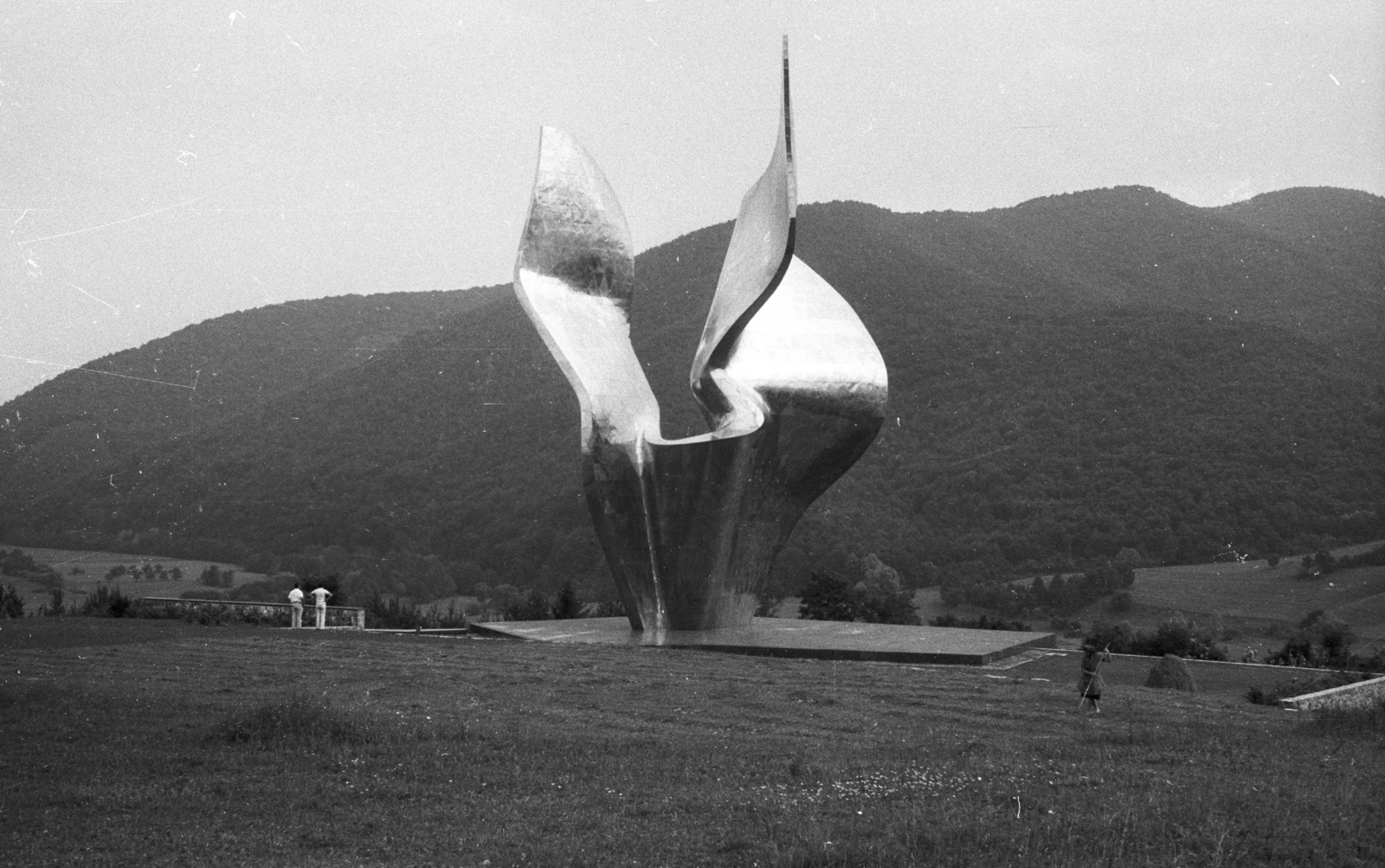 Croatia, Kamensko, háborús emlékmű (Vojin Bakic 1968.)., 1968, Mészáros Zoltán, Yugoslavia, Fortepan #46735