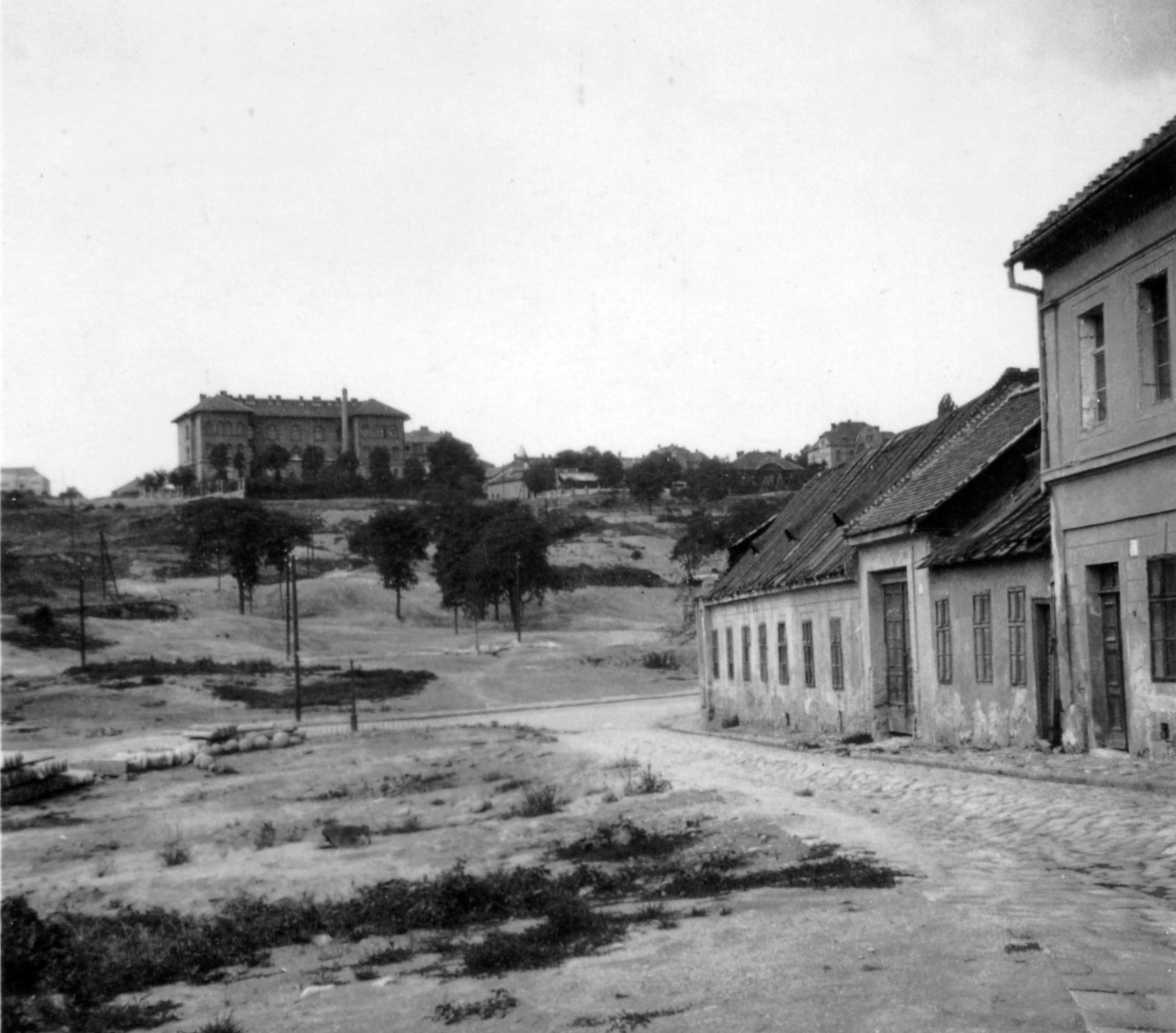 Magyarország, Tabán, Budapest I., a bontás alatt lévő városrész az Árok köz 7. felől az Árok utca és a Naphegy felé nézve., 1934, Szinnay Gábor, utcakép, Budapest, Fortepan #47433