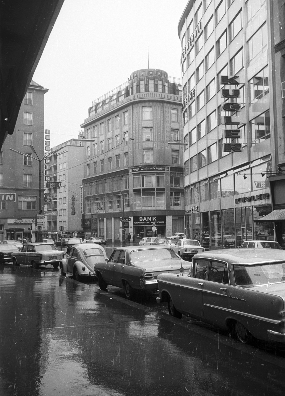 Ausztria, Bécs, Rotenturmstrasse a Fleischmarkt felé nézve., 1969, Nagy Gyula, utcakép, automobil, Fortepan #50076