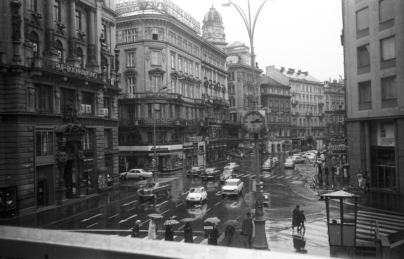 Austria, Vienna, a Graben a Stock-Im-Eisen-Platz felől nézve., 1969, Nagy Gyula, traffic, Volkswagen Beetle, Fortepan #50080