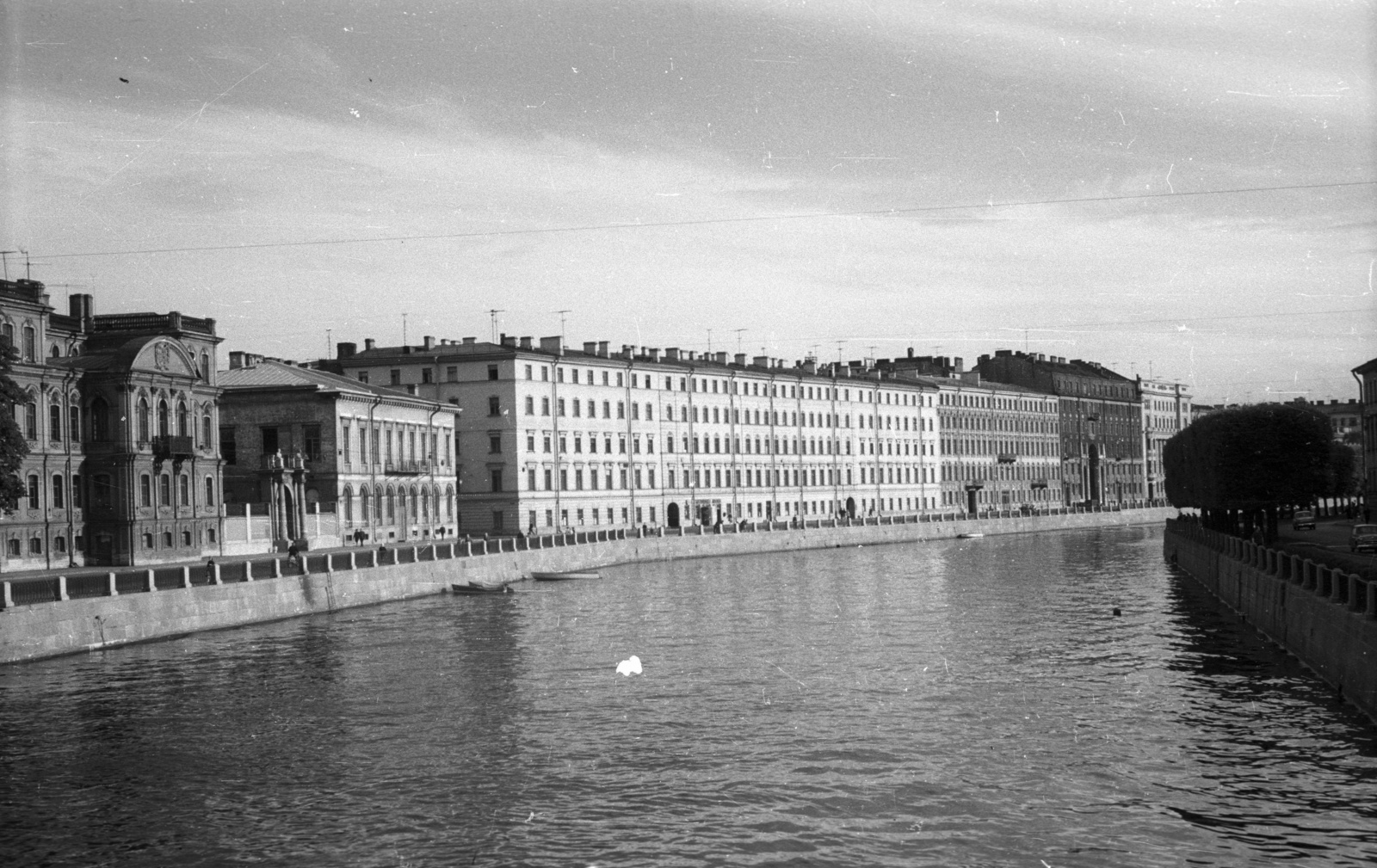 Russia, Saint Petersburg, (Leningrád) Fontanka a Nyevszkij sugárút Anyicskov hídjáról nézve., 1967, Nagy Gyula, Soviet Union, Fortepan #50321