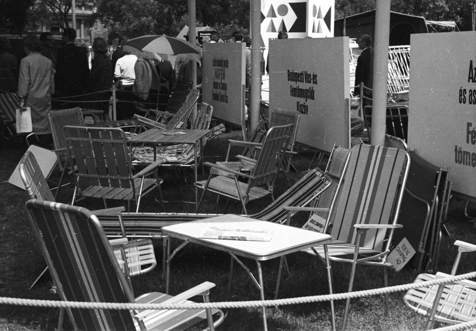Hungary, Budapest XIV., kempingbútorok., 1967, Nagy Gyula, camping furniture, Budapest, Fortepan #50385