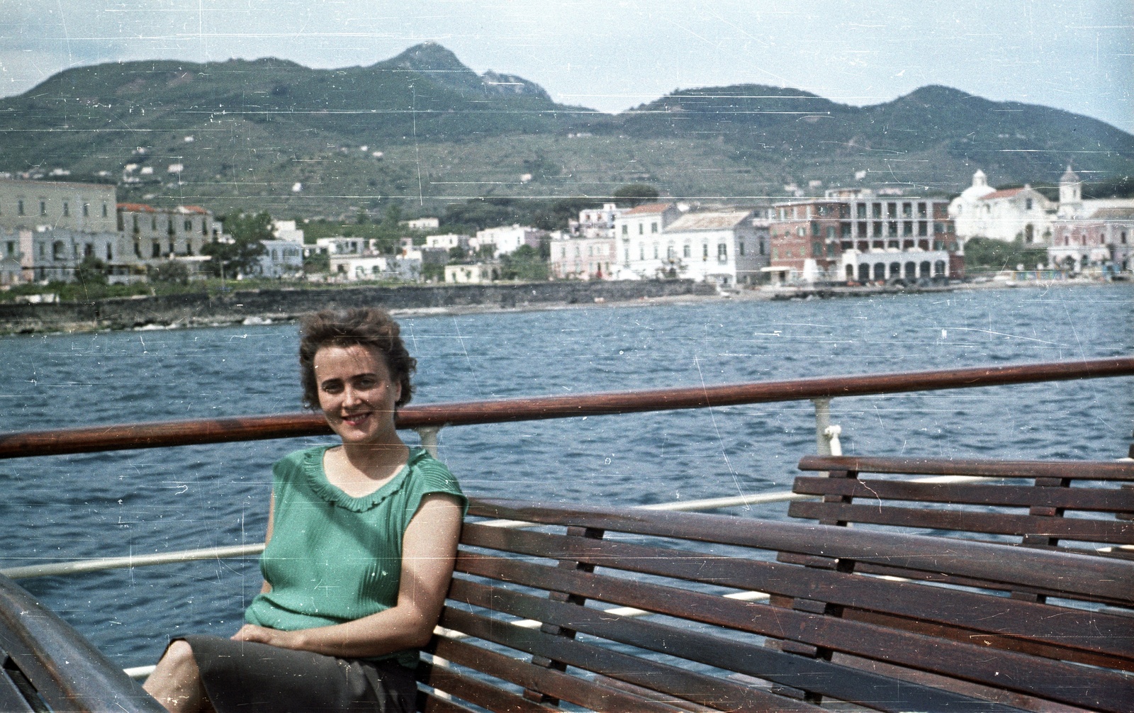 Olaszország, Ischia, látkép a tengerről, a Via Pontano felé nézve., 1964, Nagy Gyula, színes, Fortepan #50411