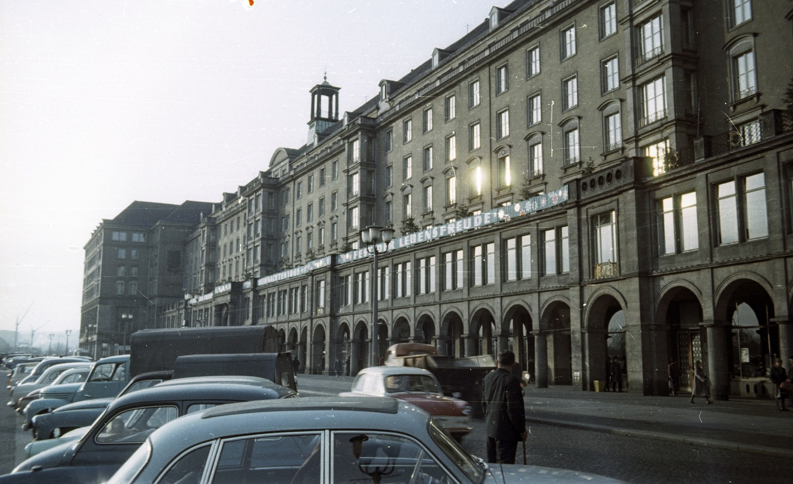 Germany, Dresden, Altmarkt., 1965, Nagy Gyula, colorful, street view, GDR, automobile, Fortepan #50437
