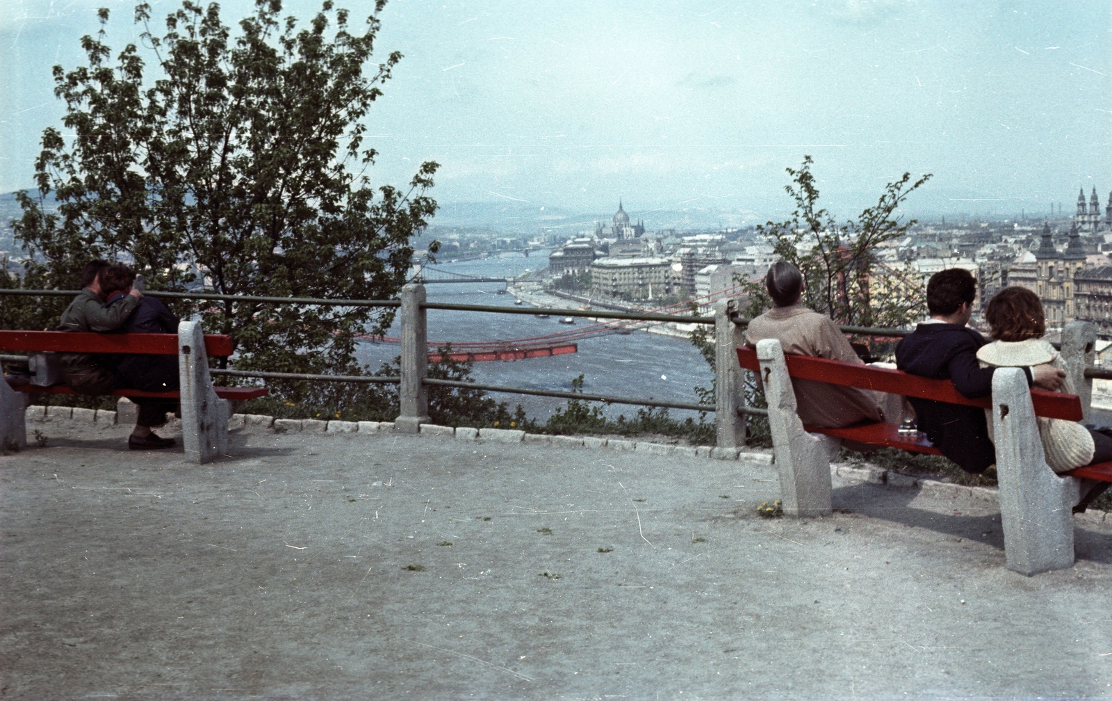 Hungary, Budapest XI., kilátás az épülő Erzsébet híd felé., 1964, Nagy Gyula, colorful, spring, bench, Budapest, Fortepan #50649