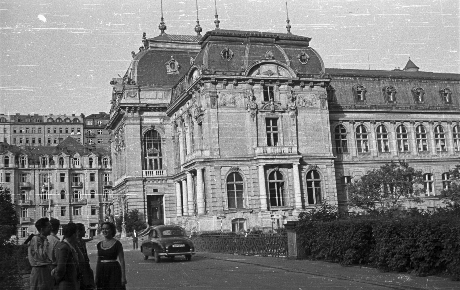 Csehország, Karlovy Vary, I. számú avagy Császárfürdő (Lázne I.,Císarské lázne)., 1956, Nagy Gyula, Csehszlovákia, Fellner és Helmer-terv, gyógyfürdő, gyógyszálló, neobarokk stílus, Fortepan #51400