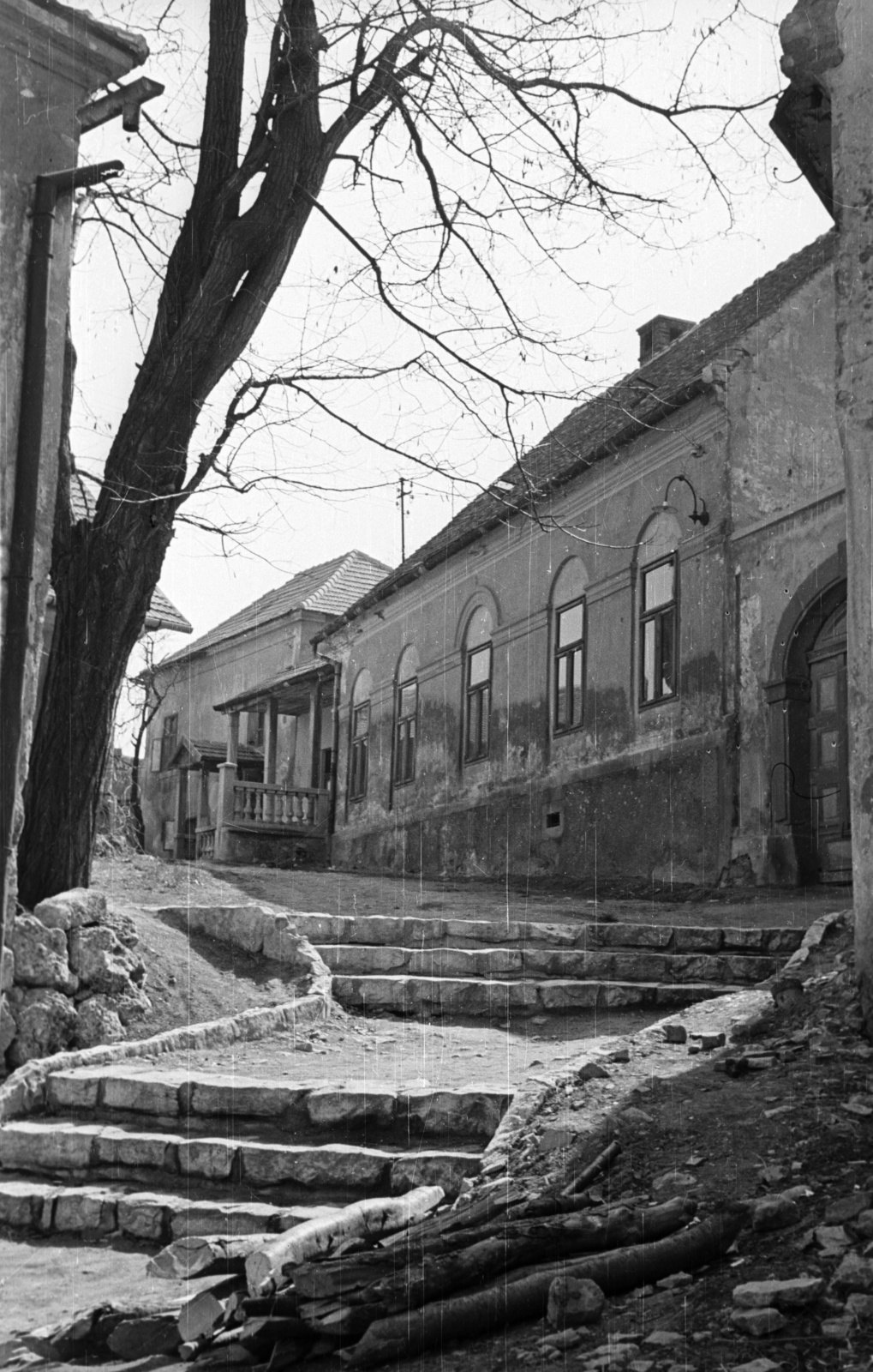 Hungary, Veszprém, feljáró a Tűztoronyhoz a Vár (Tolbuhin) utcánál., 1956, Nagy Gyula, stairs, Fortepan #51530