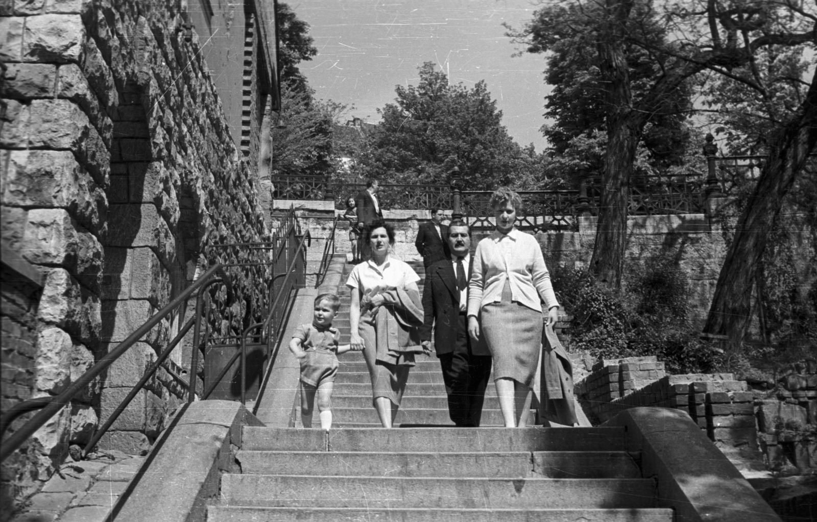 Hungary, Budapest I., Zerge lépcső., 1958, Nagy Gyula, family, stairs, Budapest, Fortepan #51555