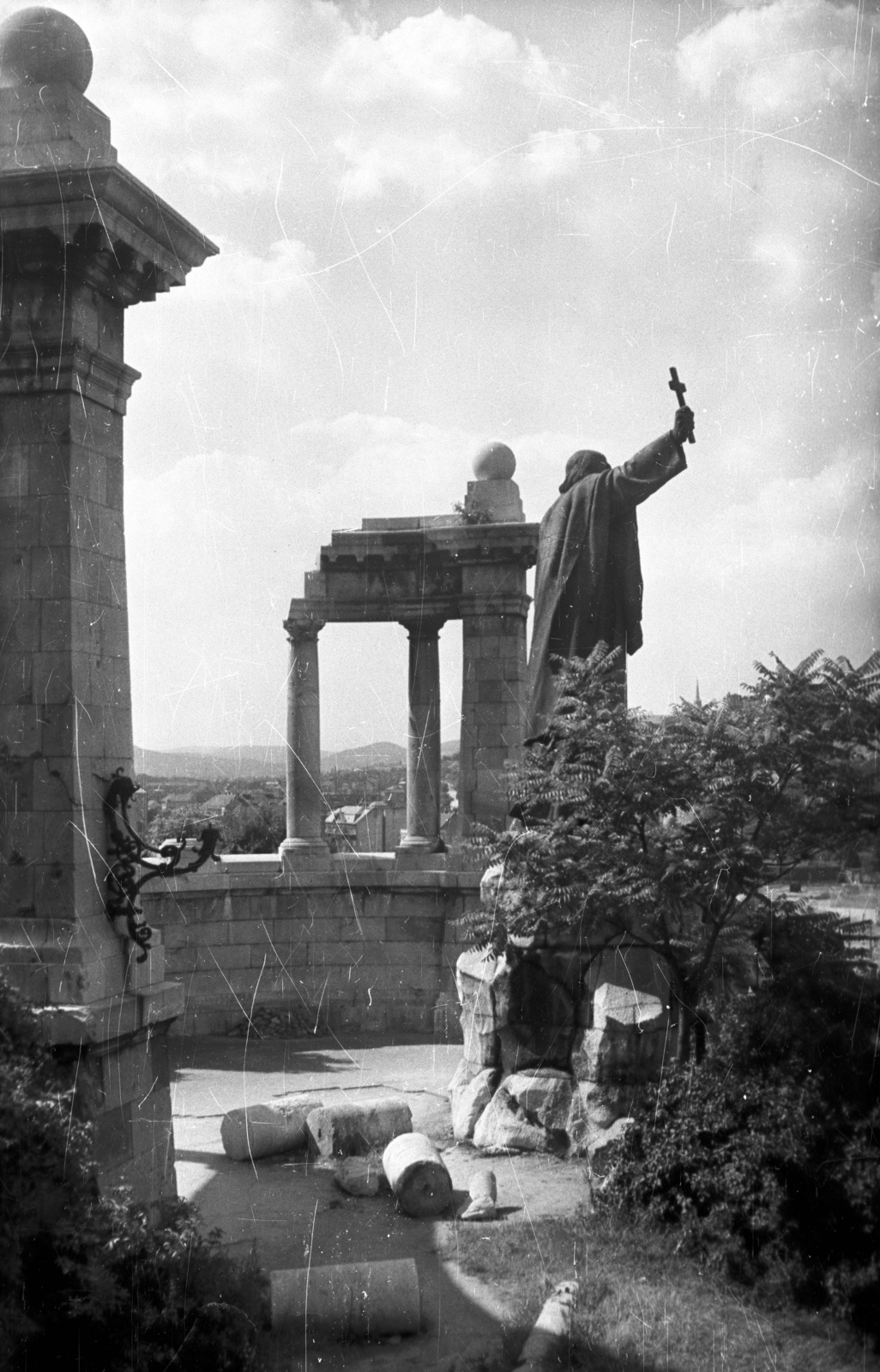 Hungary, Budapest I., Szent Gellért szobor (Jankovits Gyula, 1904.)., 1959, Nagy Gyula, war damage, Budapest, Saint Gerard-portrayal, Fortepan #51645