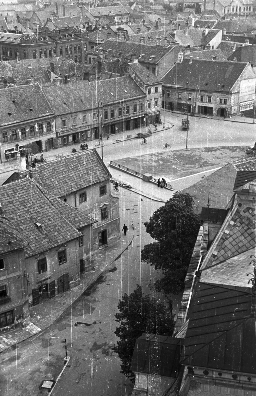 Hungary, Sopron, látkép a Tűztoronyból, szemben az Ikvahíd, háttérben a Balfi út házai., 1957, Nagy Gyula, roof, picture, Fortepan #51704