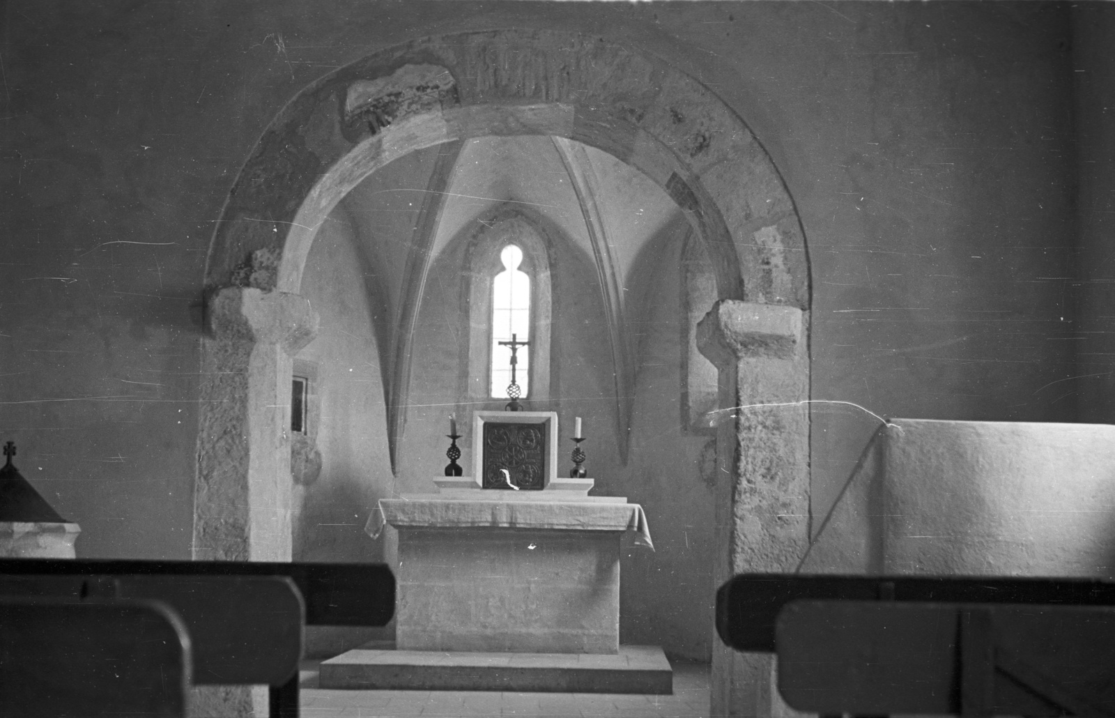 Hungary, Sopron, Sopronbánfalva, Mária Magdolna-templom., 1957, Nagy Gyula, religion, altar, church interior, Fortepan #51714