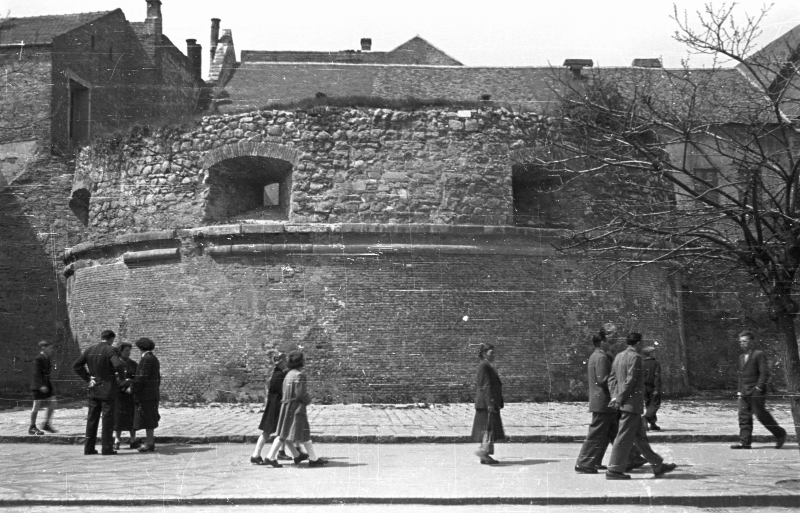 Hungary, Sopron, Várkerület (Lenin körút), Nagy Rondella., 1957, Nagy Gyula, genre painting, tower, Fortepan #51722