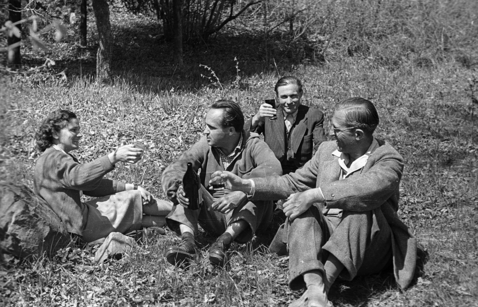 1954, Nagy Gyula, excursion, drinking, bottle, Fortepan #51780