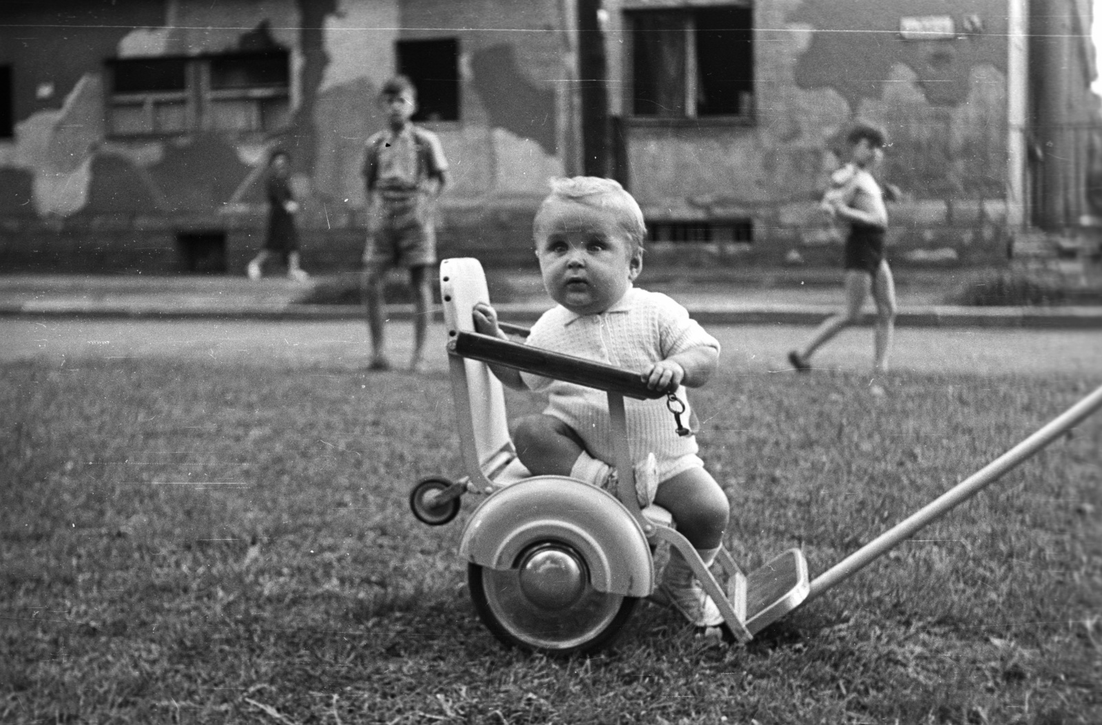 1953, Nagy Gyula, portrait, baby carriage, kid, Fortepan #51841