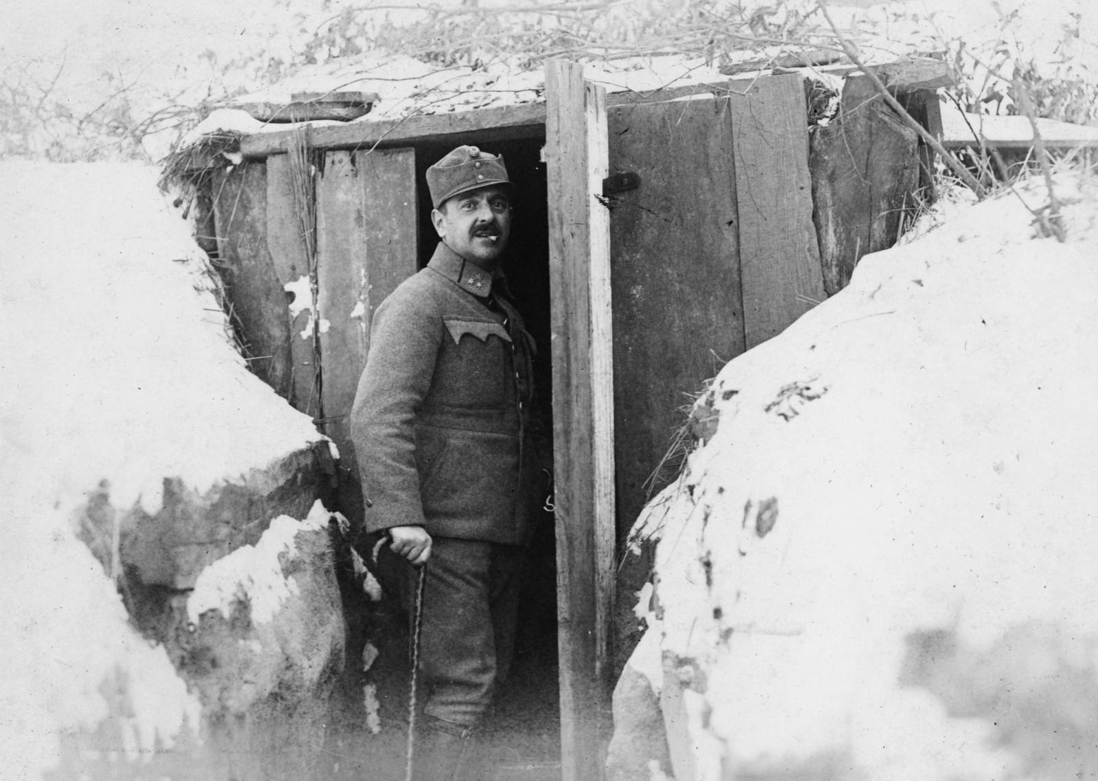 1914, Komlós Péter, First World War, winter, uniform, soldier, standing in door, Fortepan #52203