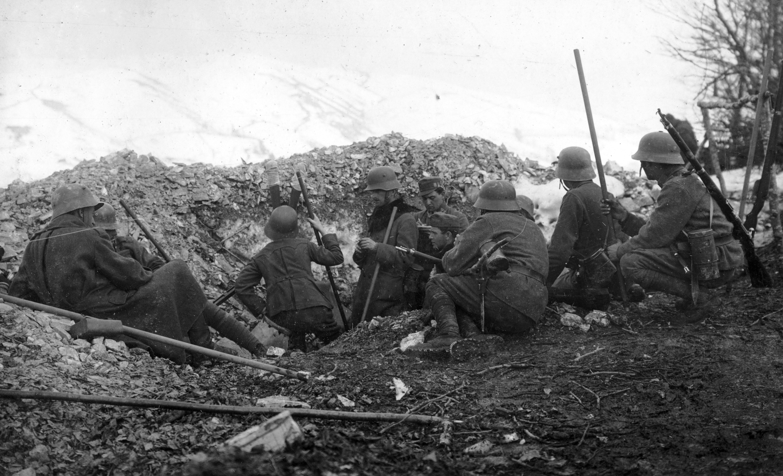 Italy, Cismon del Grappa, tüzérségi megfigyelőállás a Monte Asolone felé., 1917, Komlós Péter, First World War, soldier, Fortepan #52332